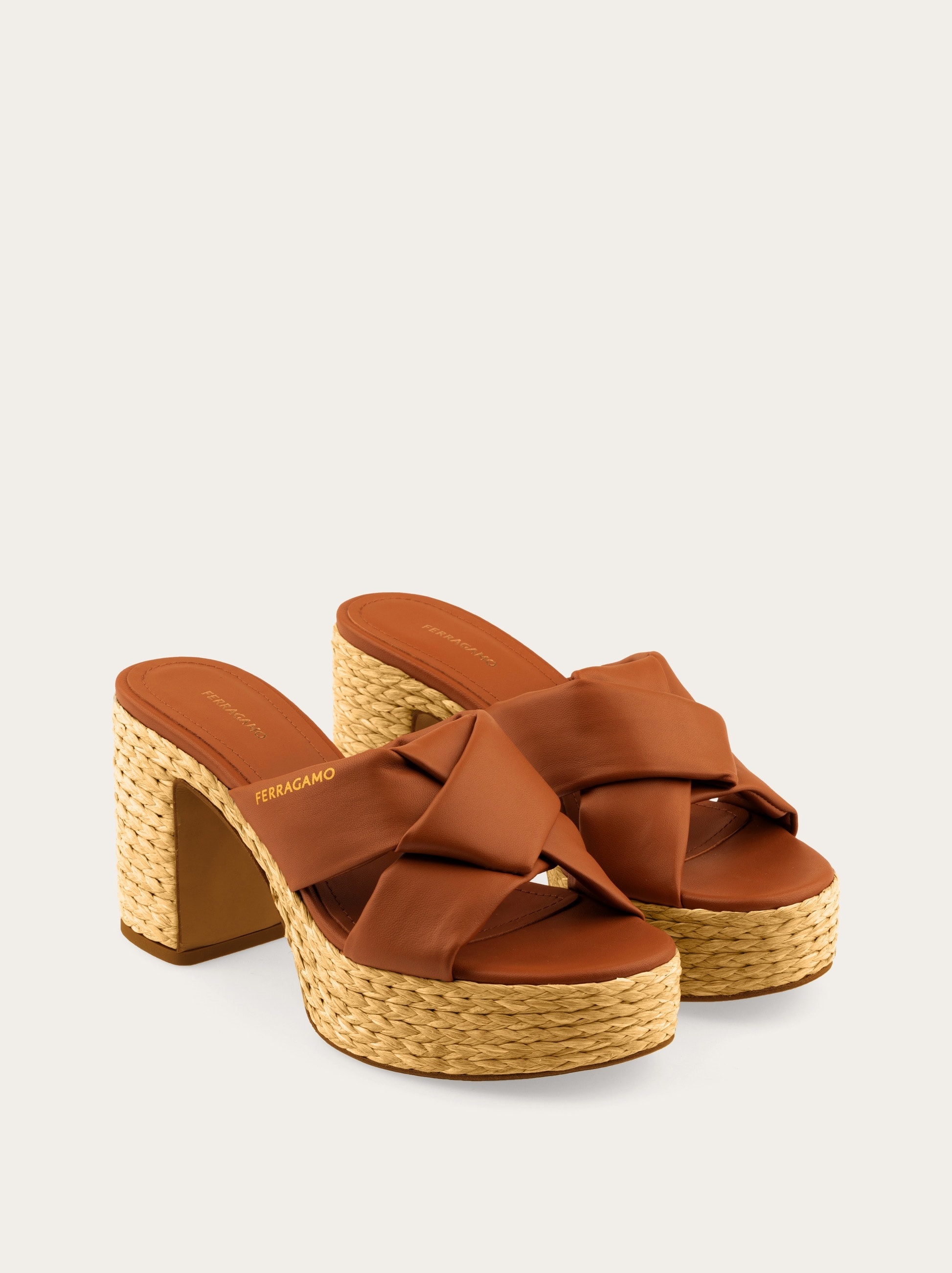 Platform sandal - 4