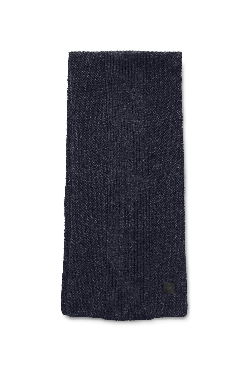 TEXTURED KNIT SCARF 1