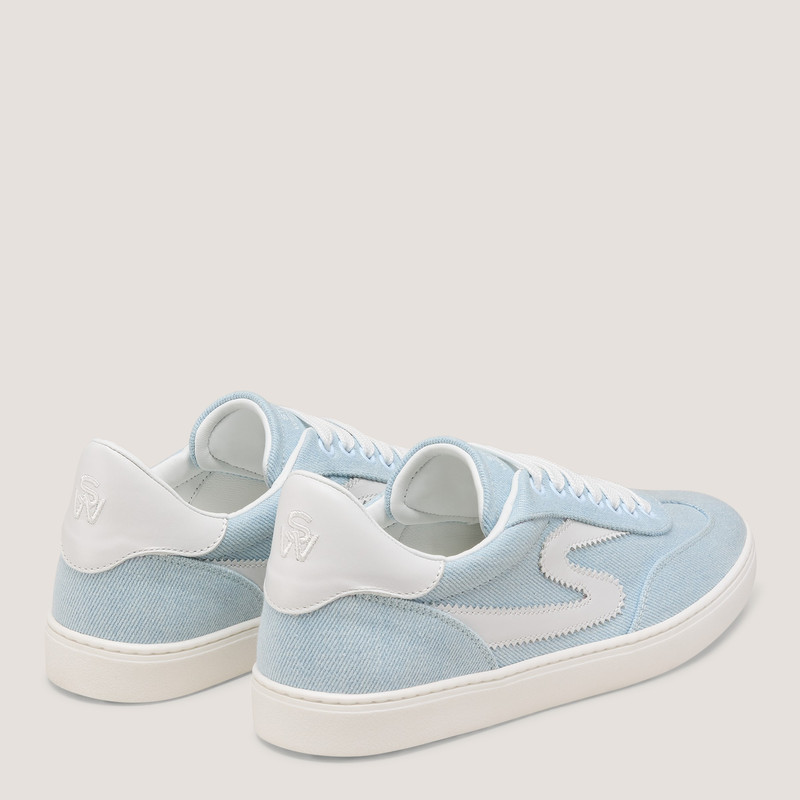 Stuart Weitzman SW RUNAROUND SNEAKER outlook