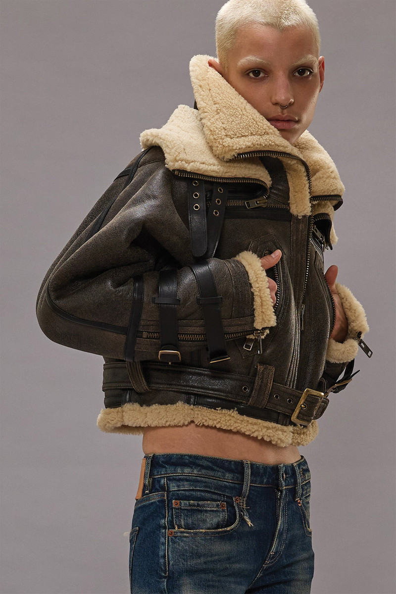 CROPPED SHEARLING BOMBER 1