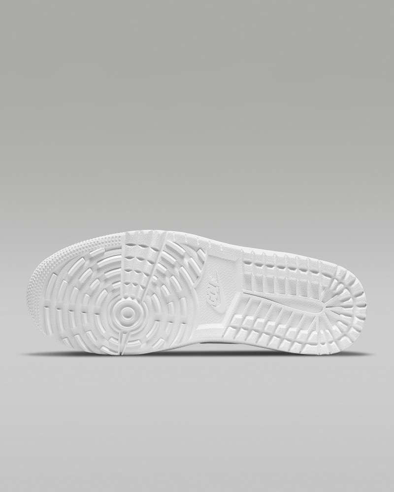 Jordan Men's Air Jordan 1 Low G Golf Shoes outlook