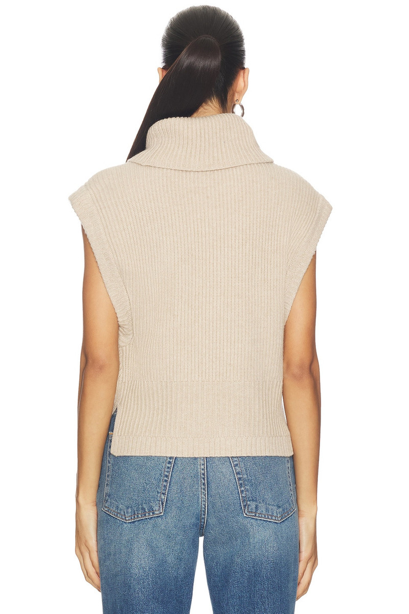 SIMKHAI Maple Top outlook