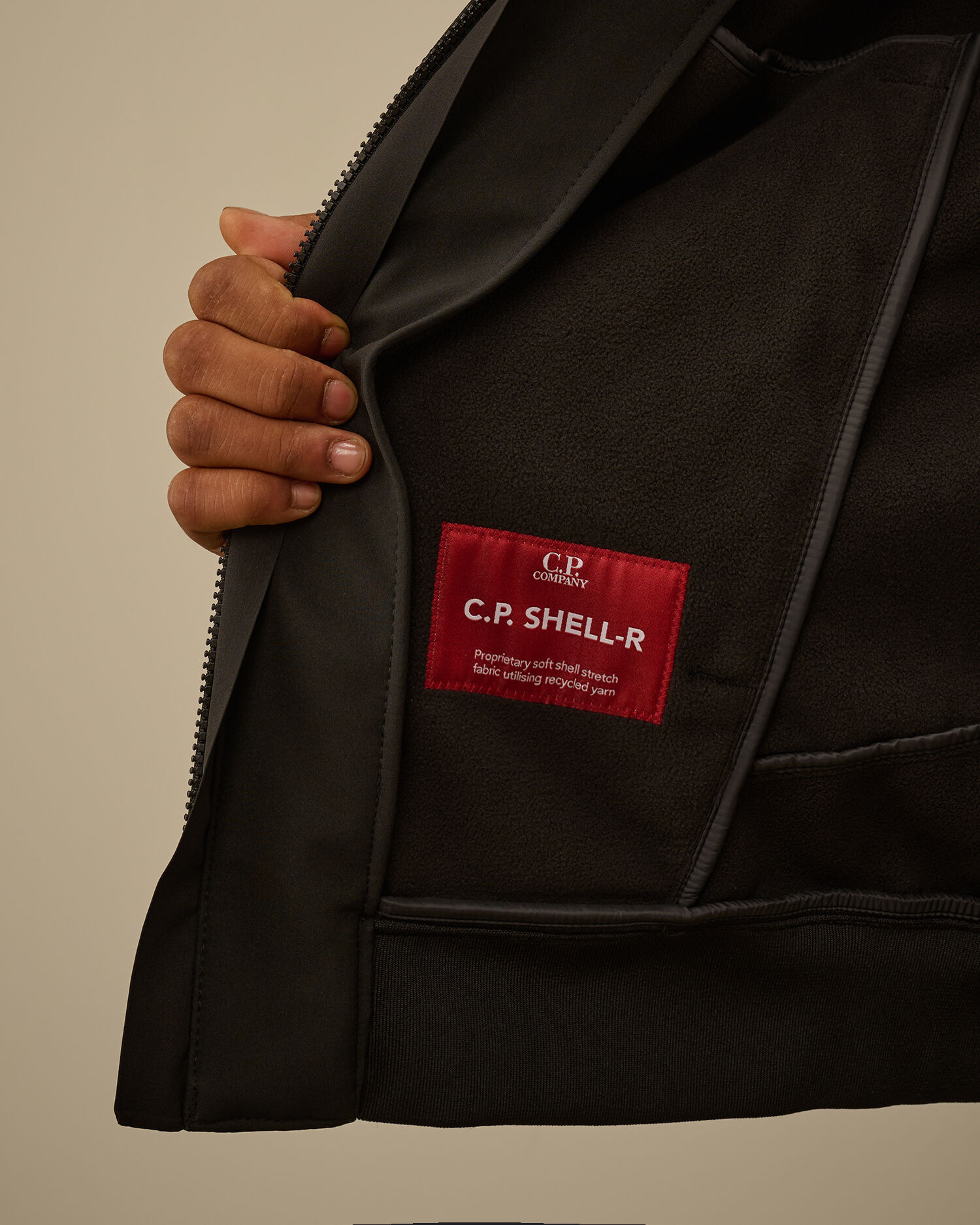 C.P. Shell-R Hooded Jacket - 7