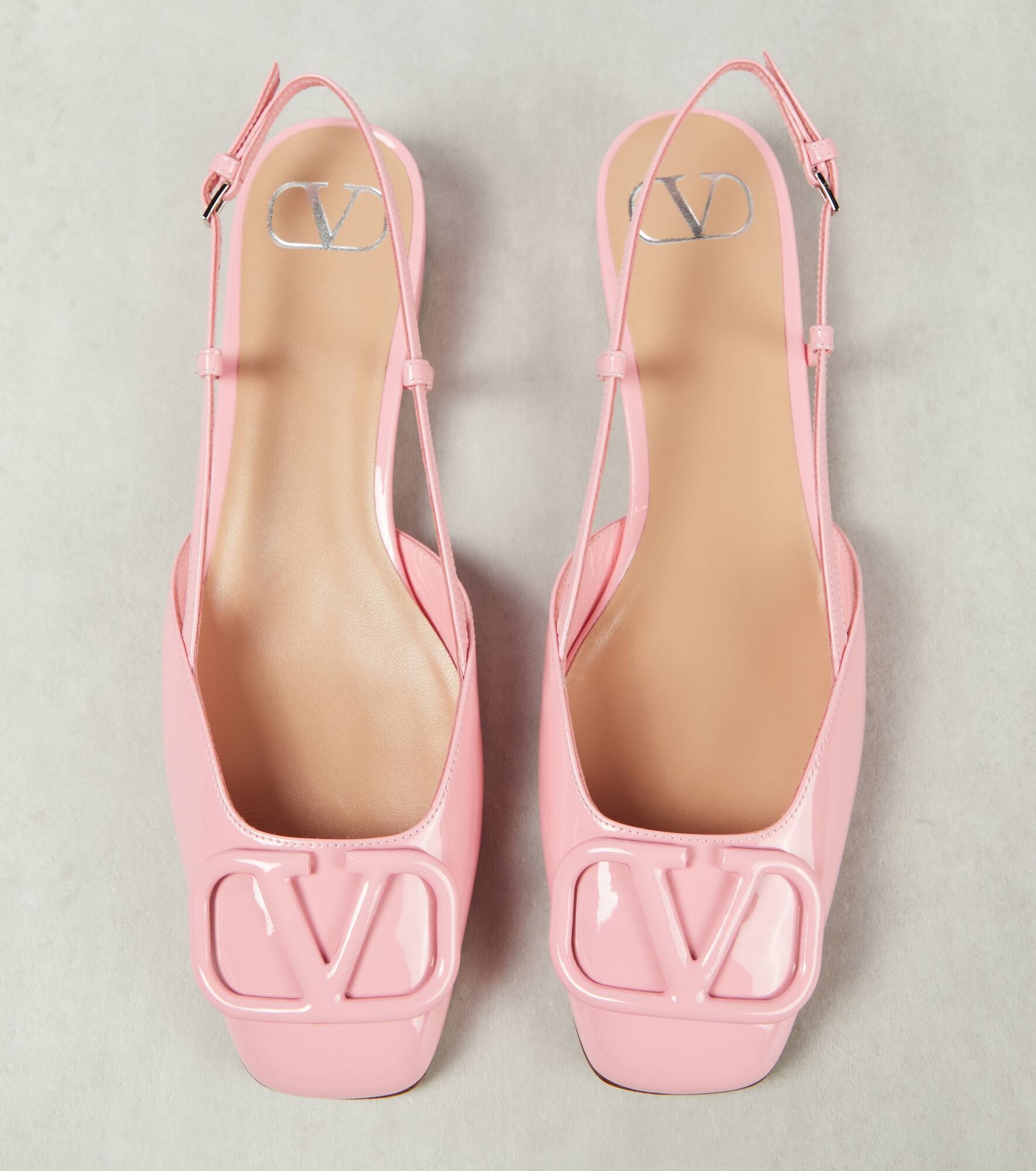 vlogo slingback