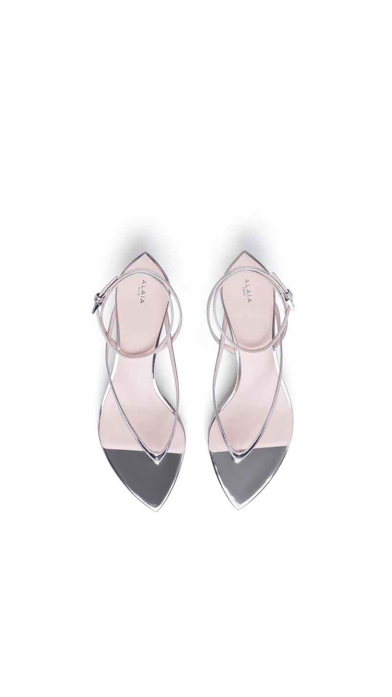 INVISIBLE THONG SANDALS IN MIRROR CALFSKIN 4