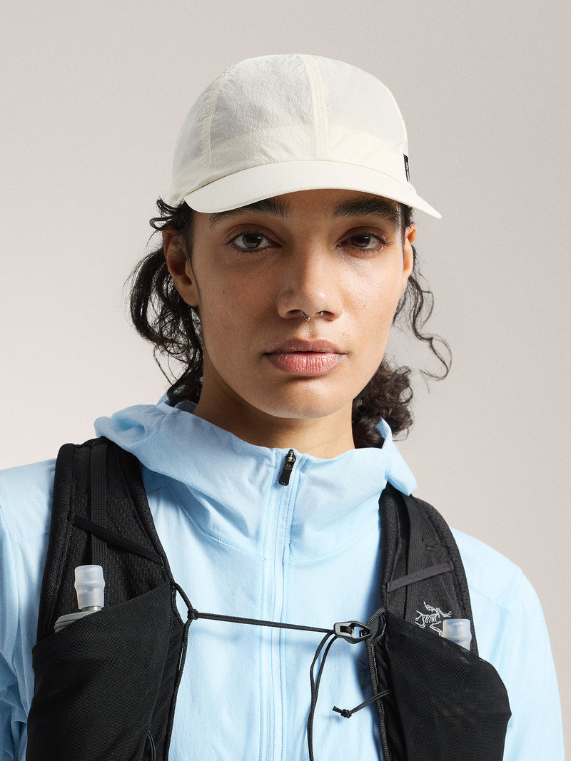 Arc'teryx Sinsola Cinch Cap outlook