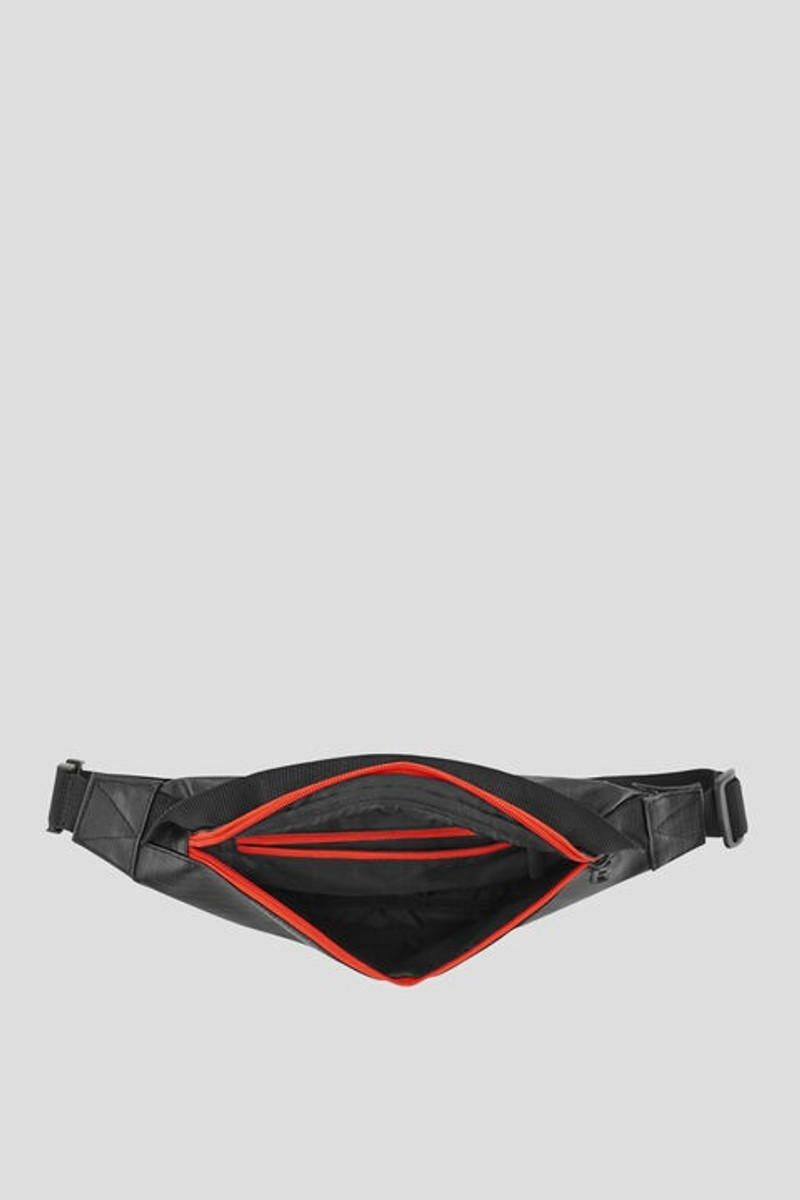 Kirkwood Tius Belt bag in Black 4