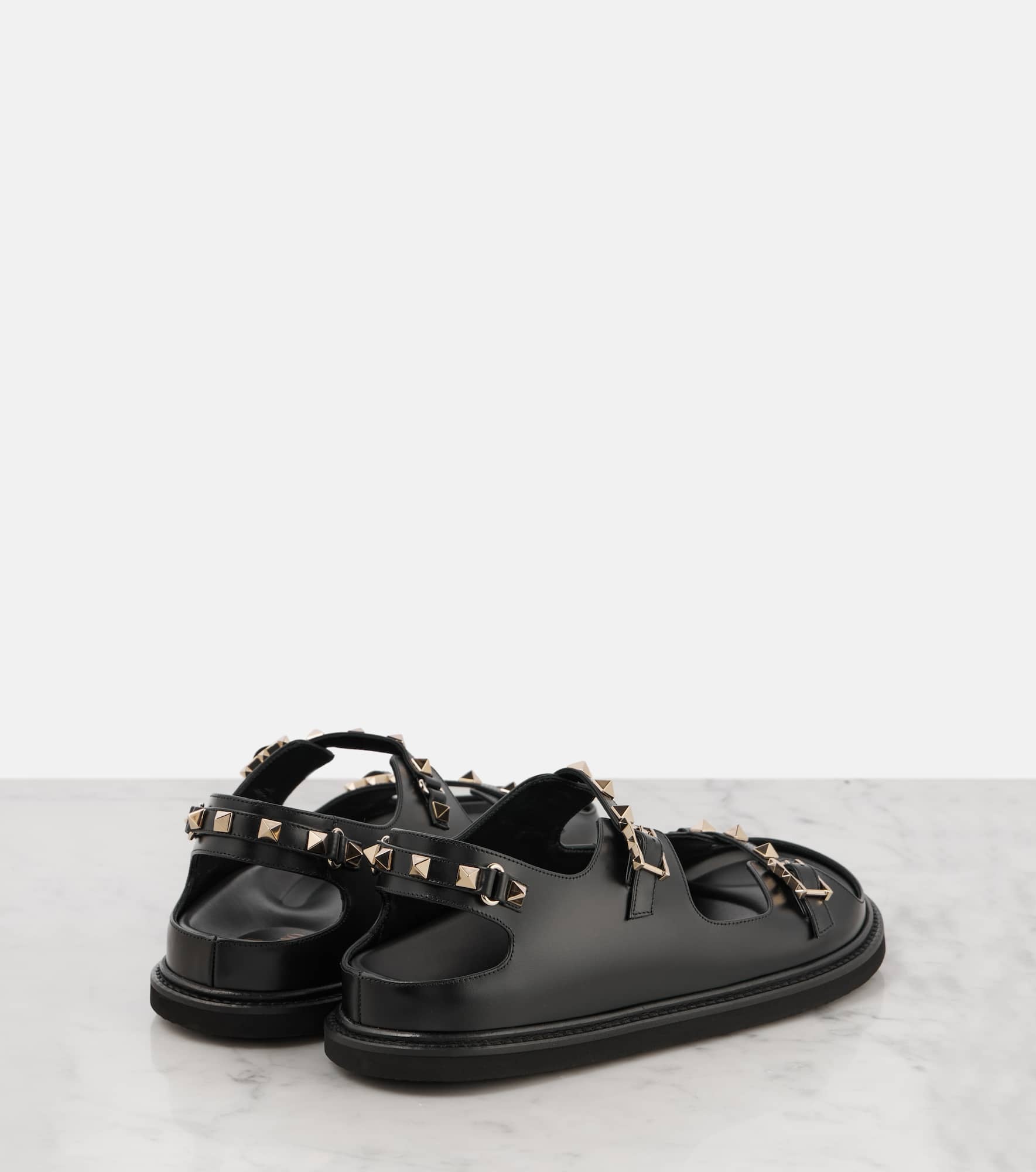 Rockstud leather flat sandals - 2