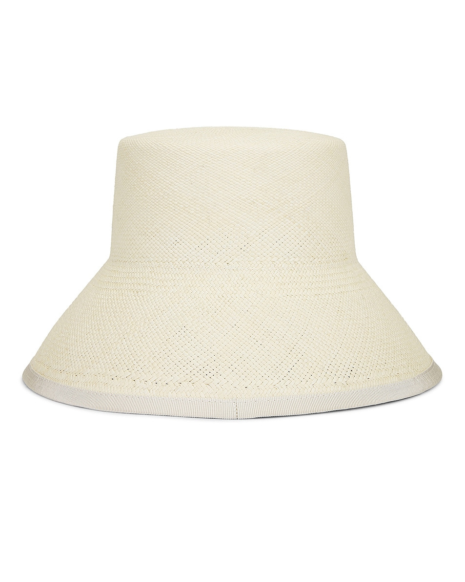 V Logo Signature Bucket Hat - 3