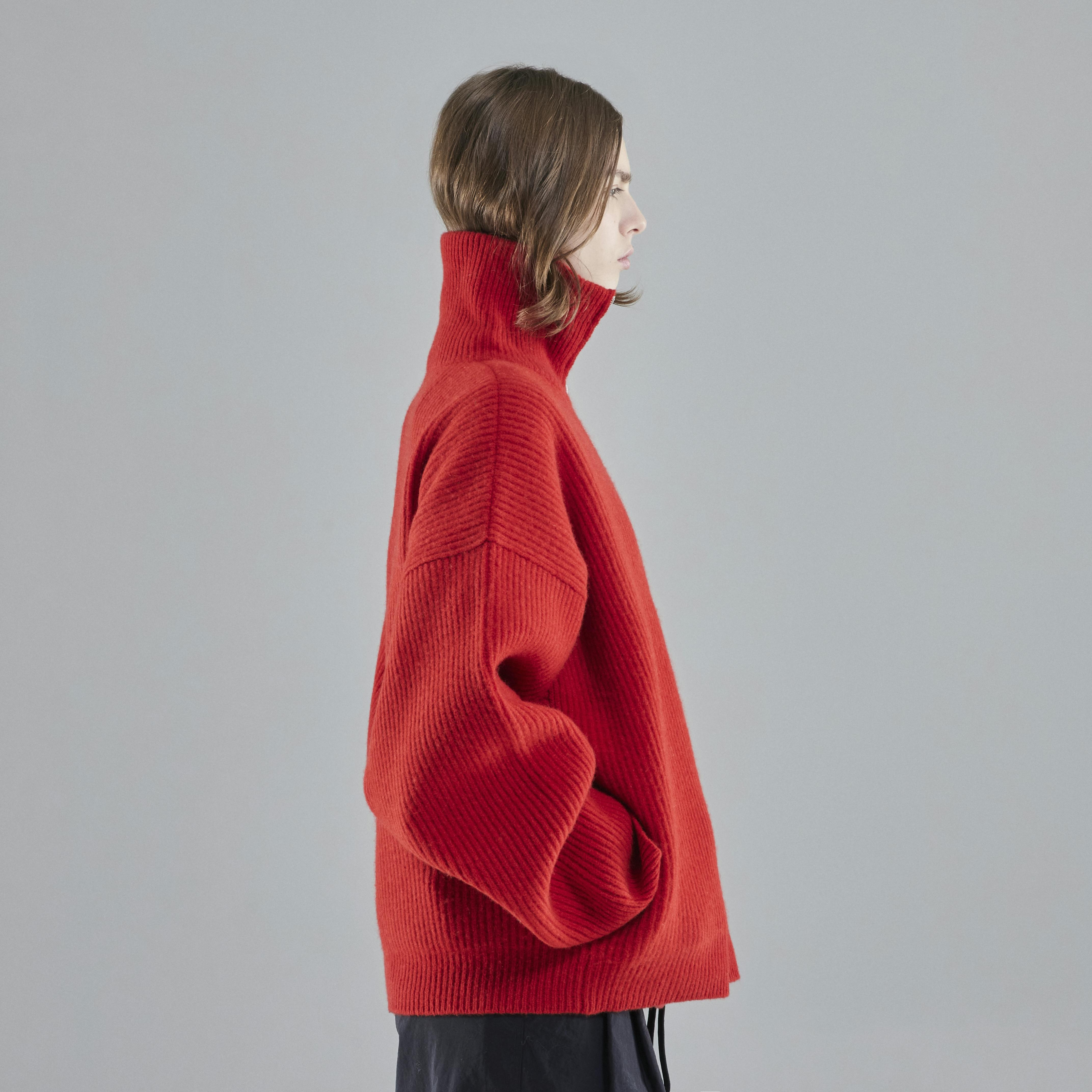 Vonarstræti Zipped Wool Sweater (Unisex) - 5