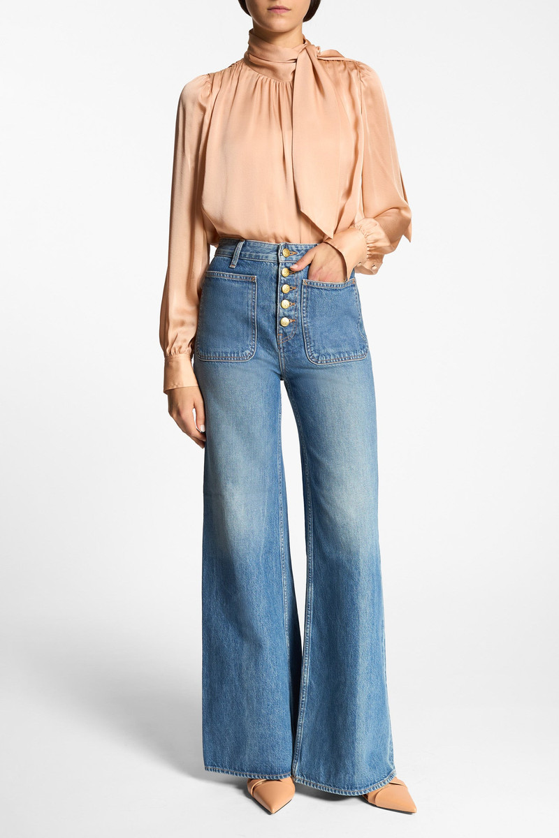 ULLA JOHNSON The Gwynne Jean outlook