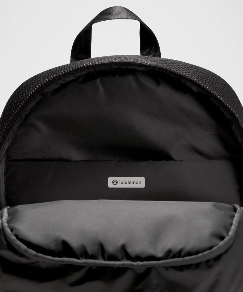 Everywhere Backpack 22L *Knit Mesh 5