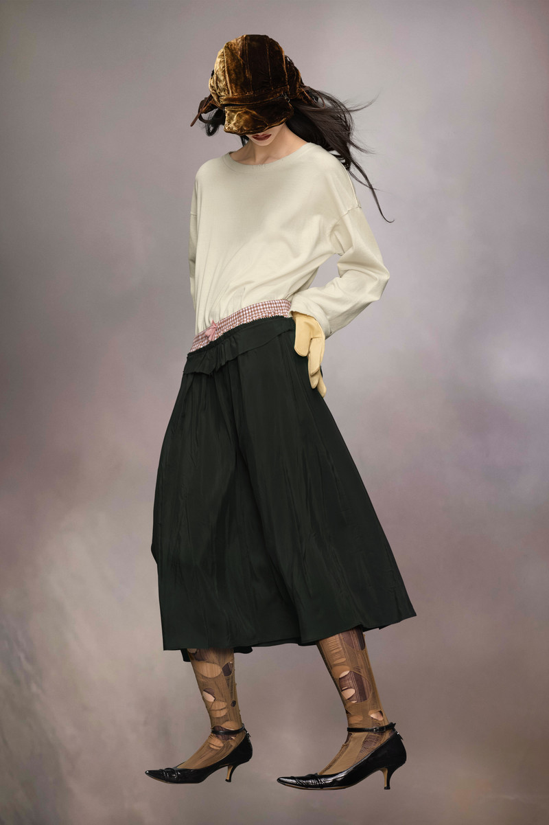 Anonymity of the lining skirt - 1