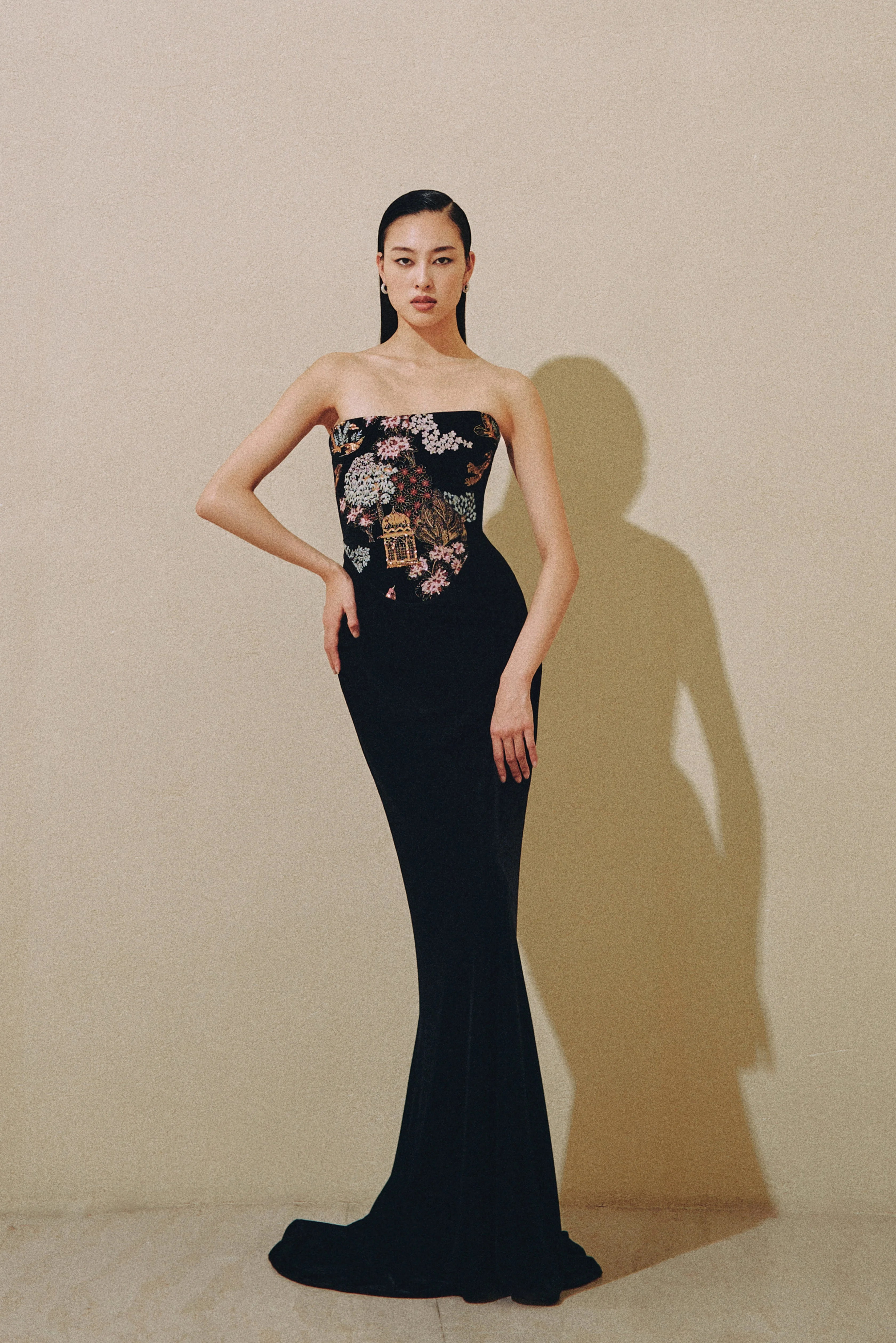 ISHA VELVET GOWN - 1