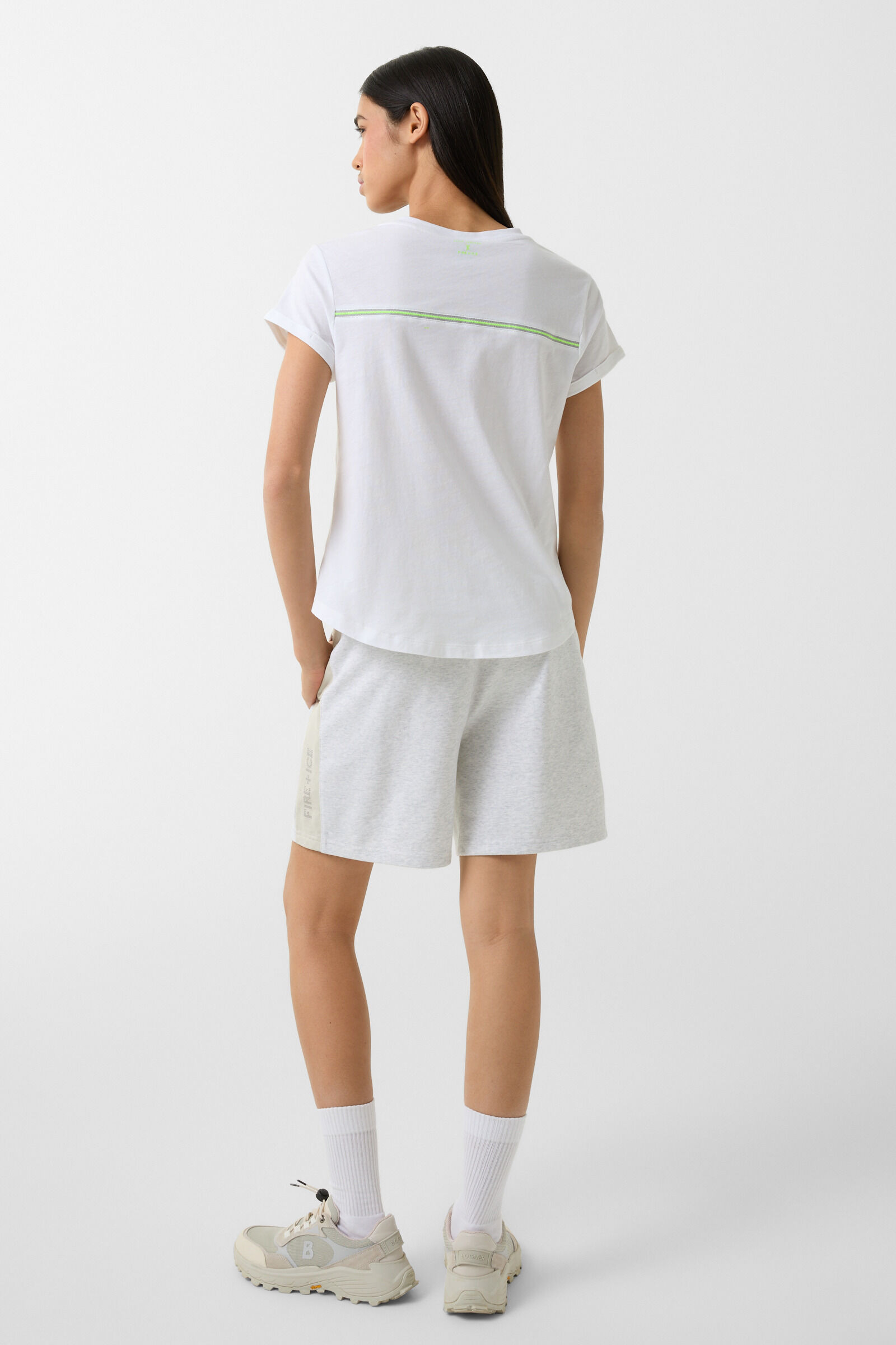 T-shirt Debra in White - 3