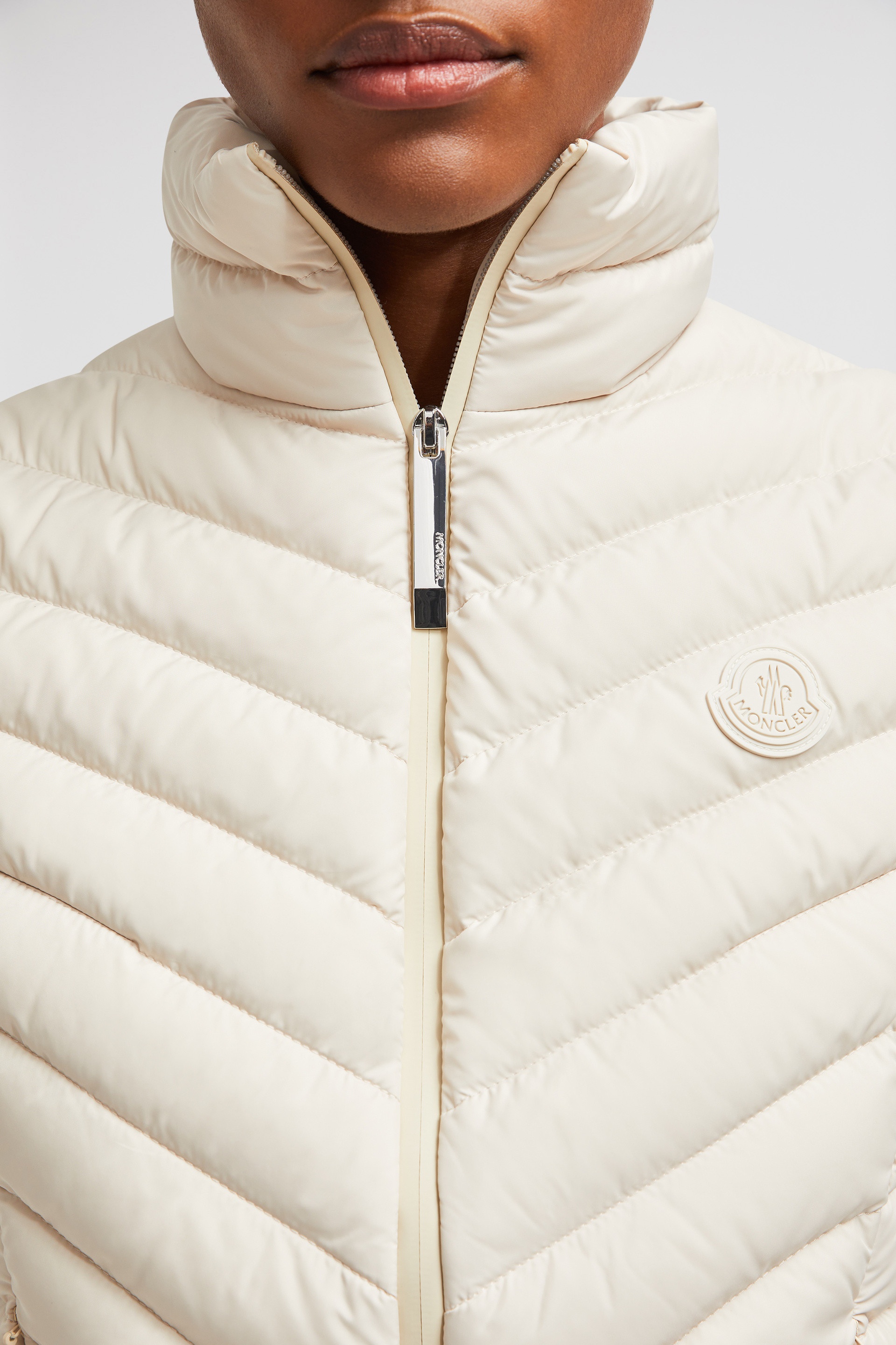 Granes Diagonal-Quilted Down Vest - 6