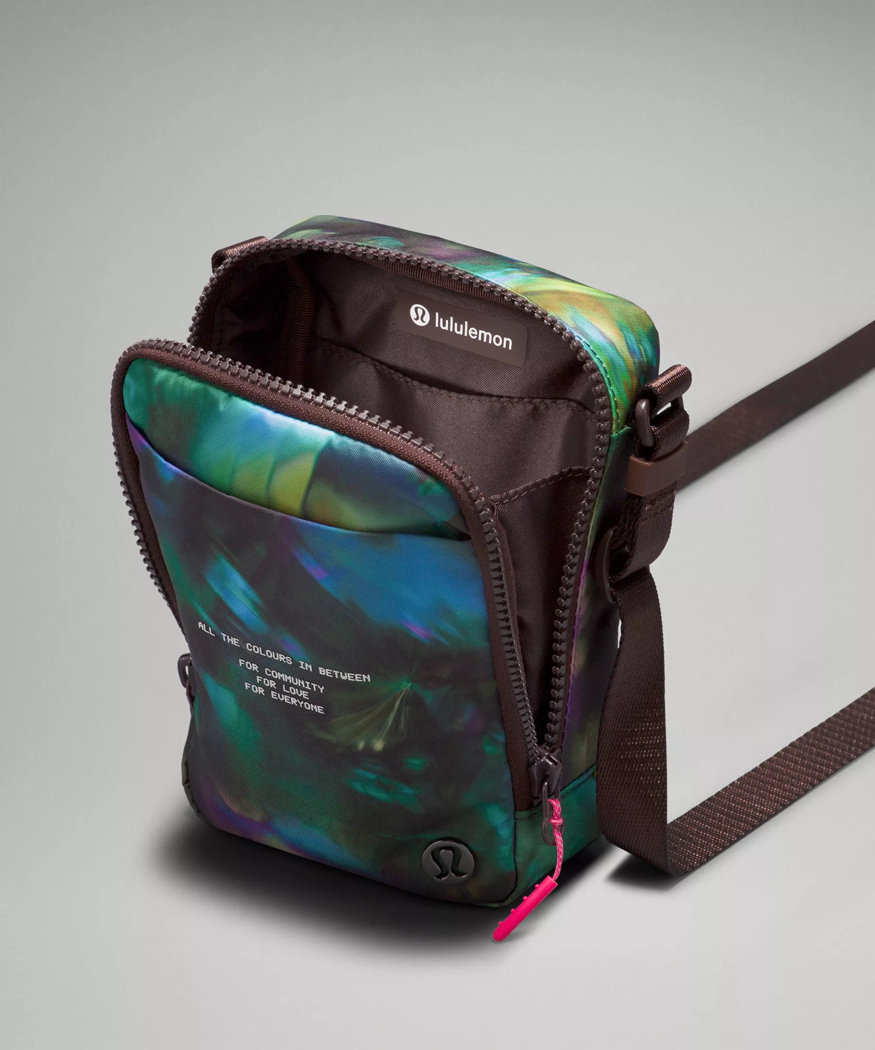 Easy Access Crossbody Bag 1.5L *Pride - 4
