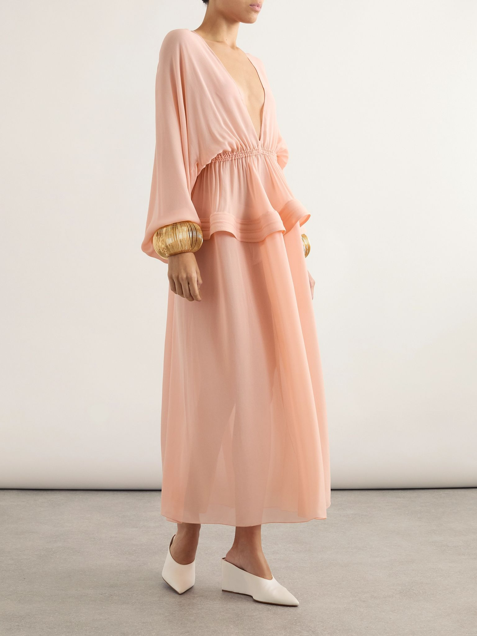 Gathered georgette peplum midi dress Peach - 2