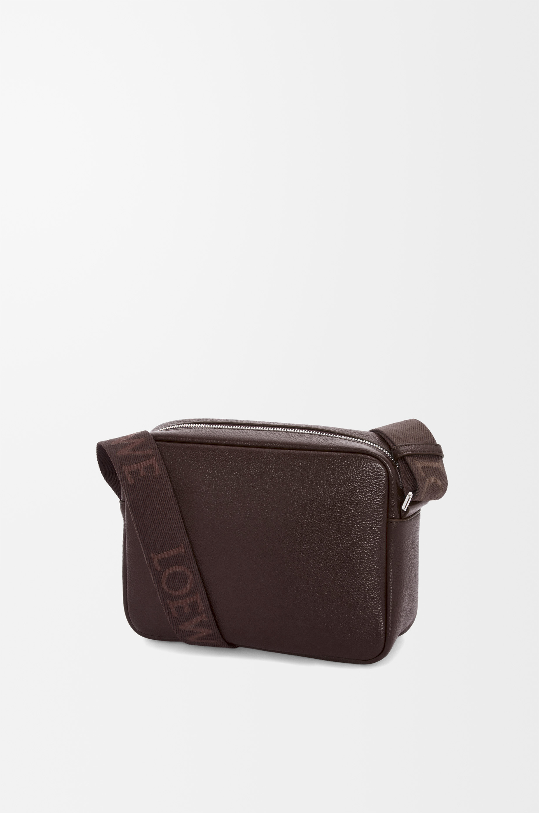Medium Pebble messenger bag in supple grained calfskin - 2