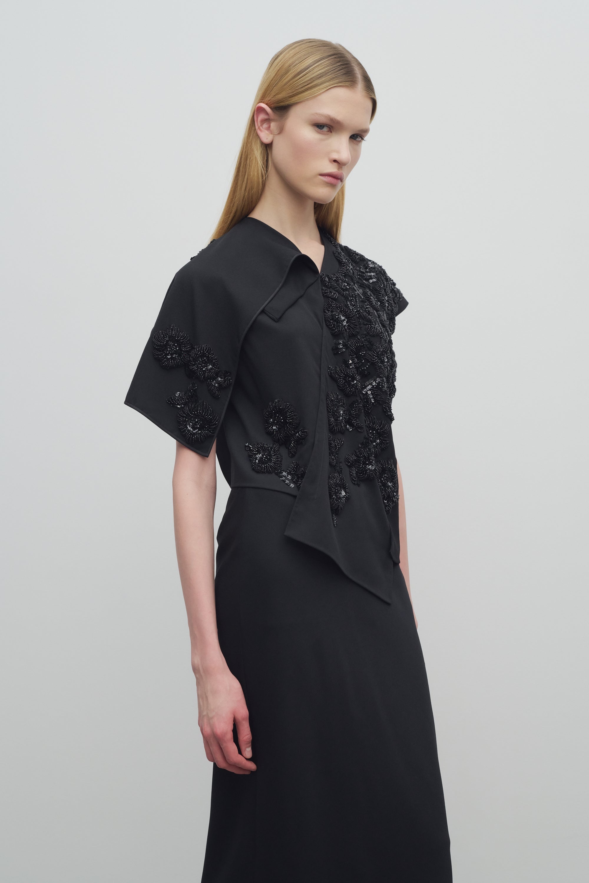 Dossine Top in Embroidered Wool - 4