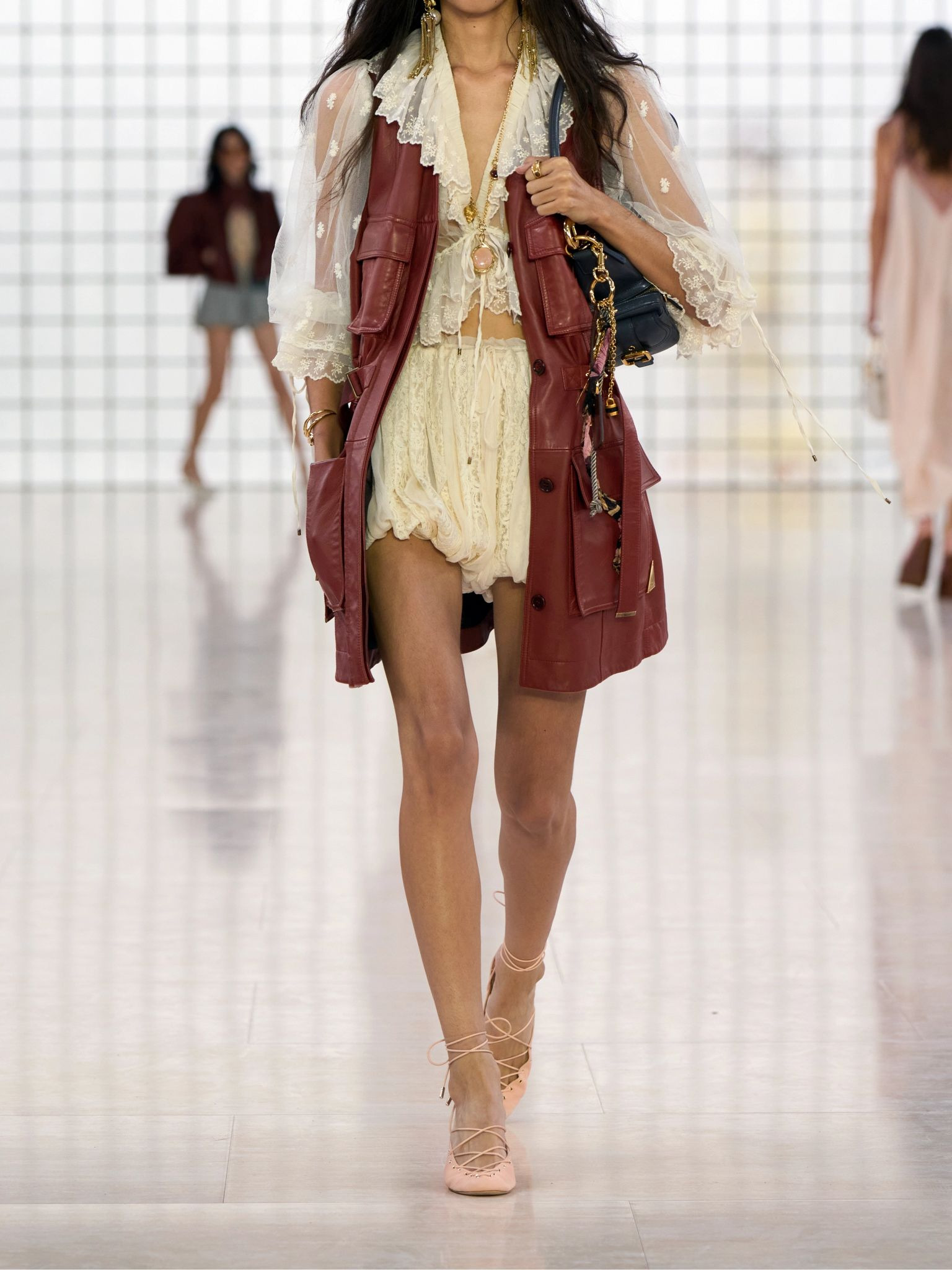 Buckled leather vest Brown - 5