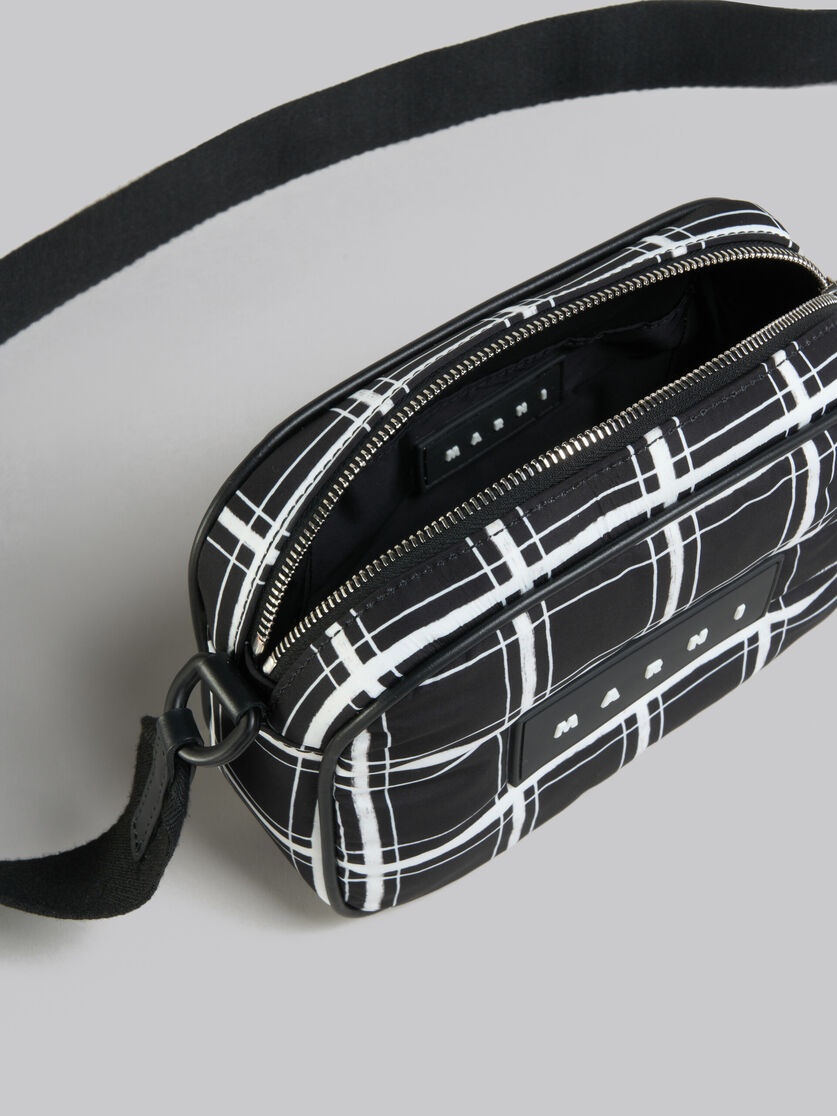 BLACK CHECKED PUFF CAMERA BAG - 4