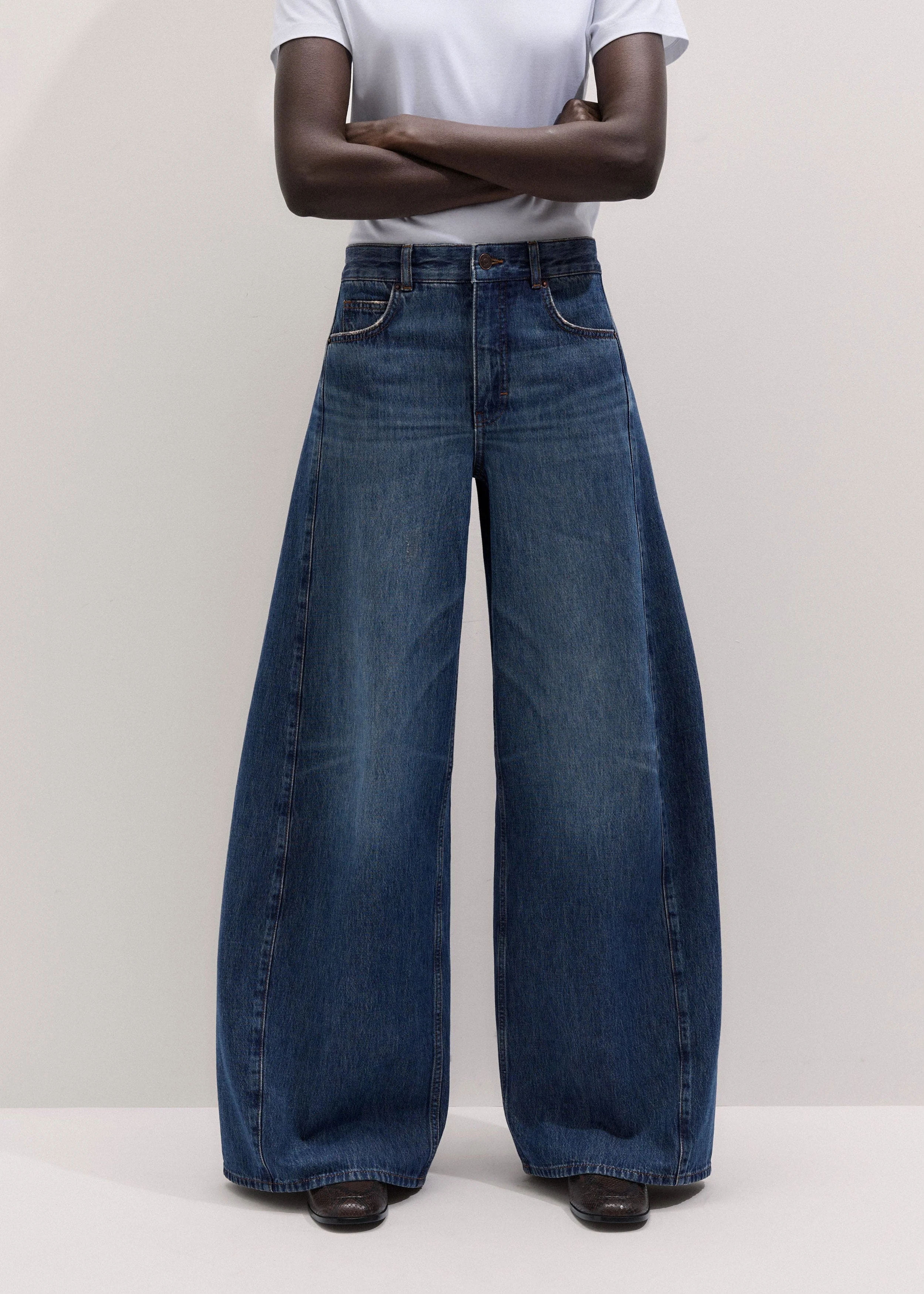 Very Wide Taper Jean - 1