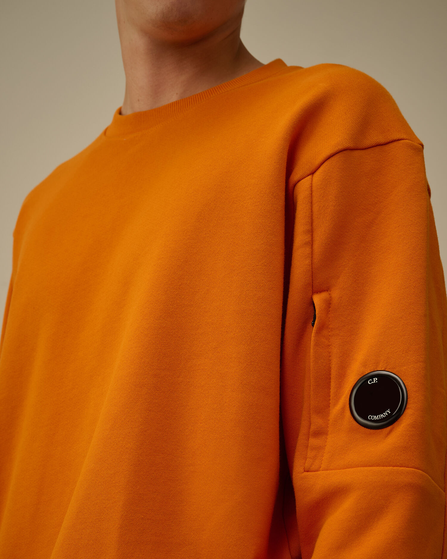 Diagonal Raised Fleece Crewneck Lens Sweatshirt - 5