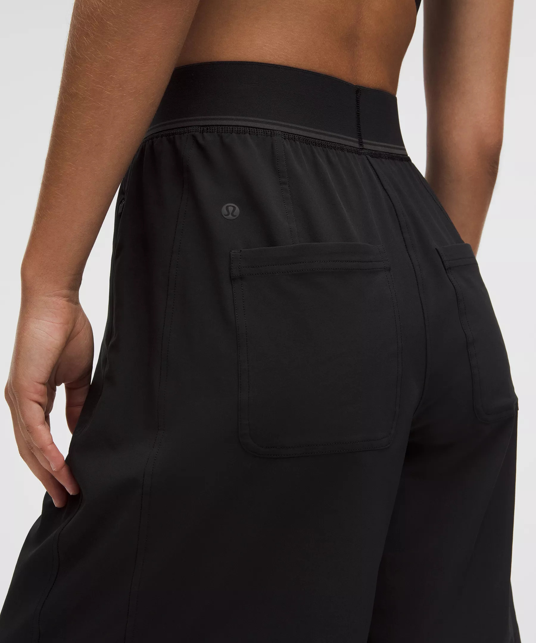 Swift Relaxed Short 9" *Logo Waistband - 6