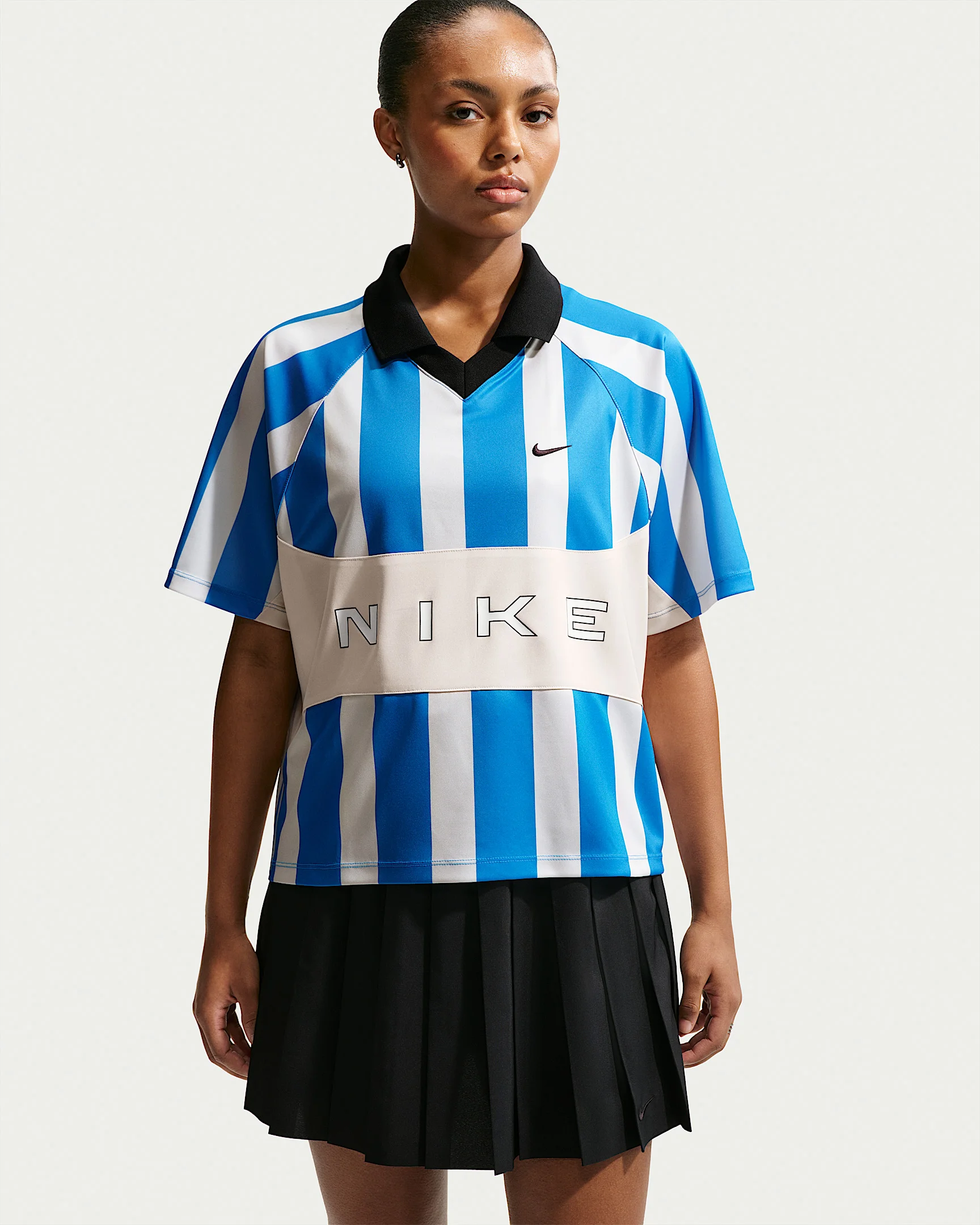 Nike Sportswear Women's Oversized Jersey - 1