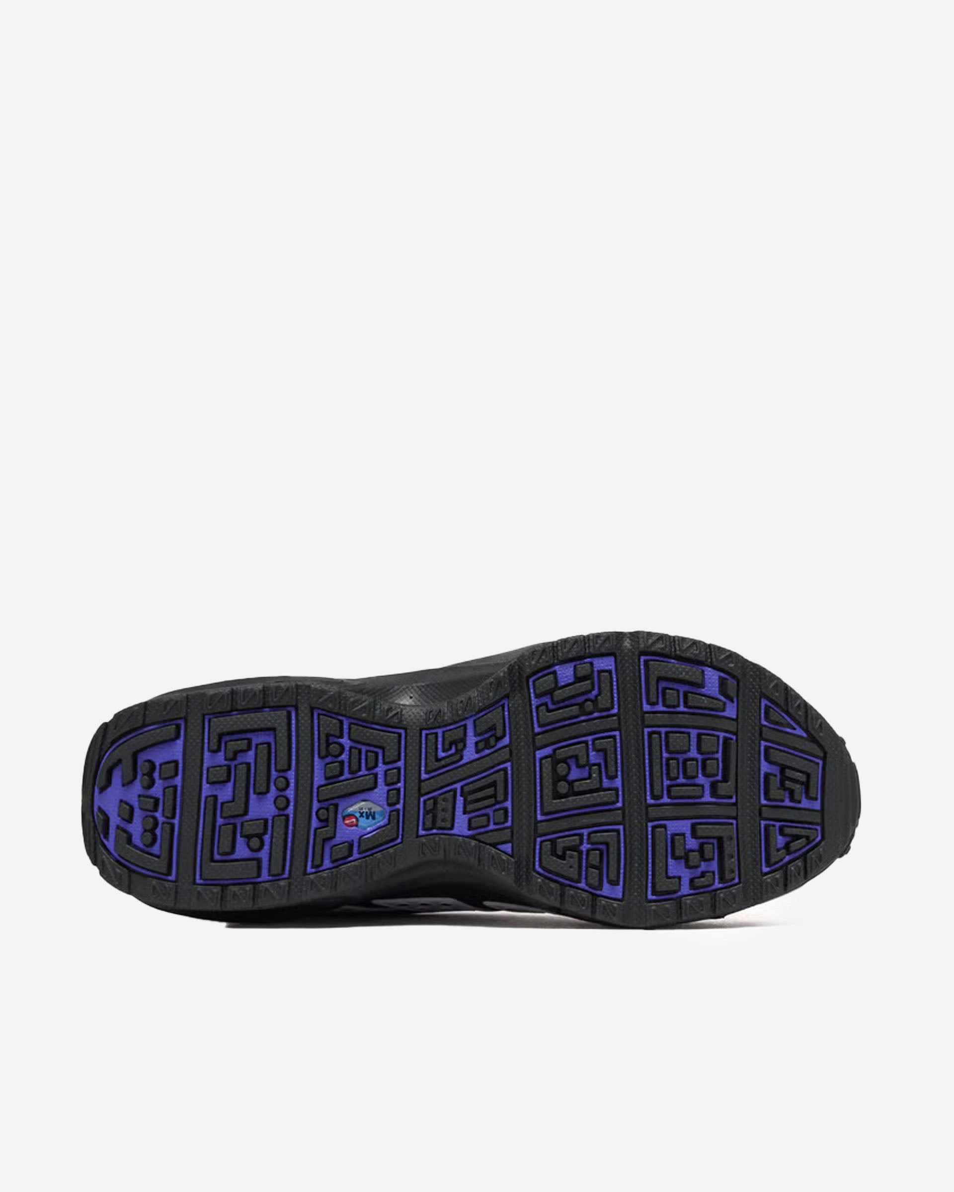W NIKE AIR MAX SNDR - 4