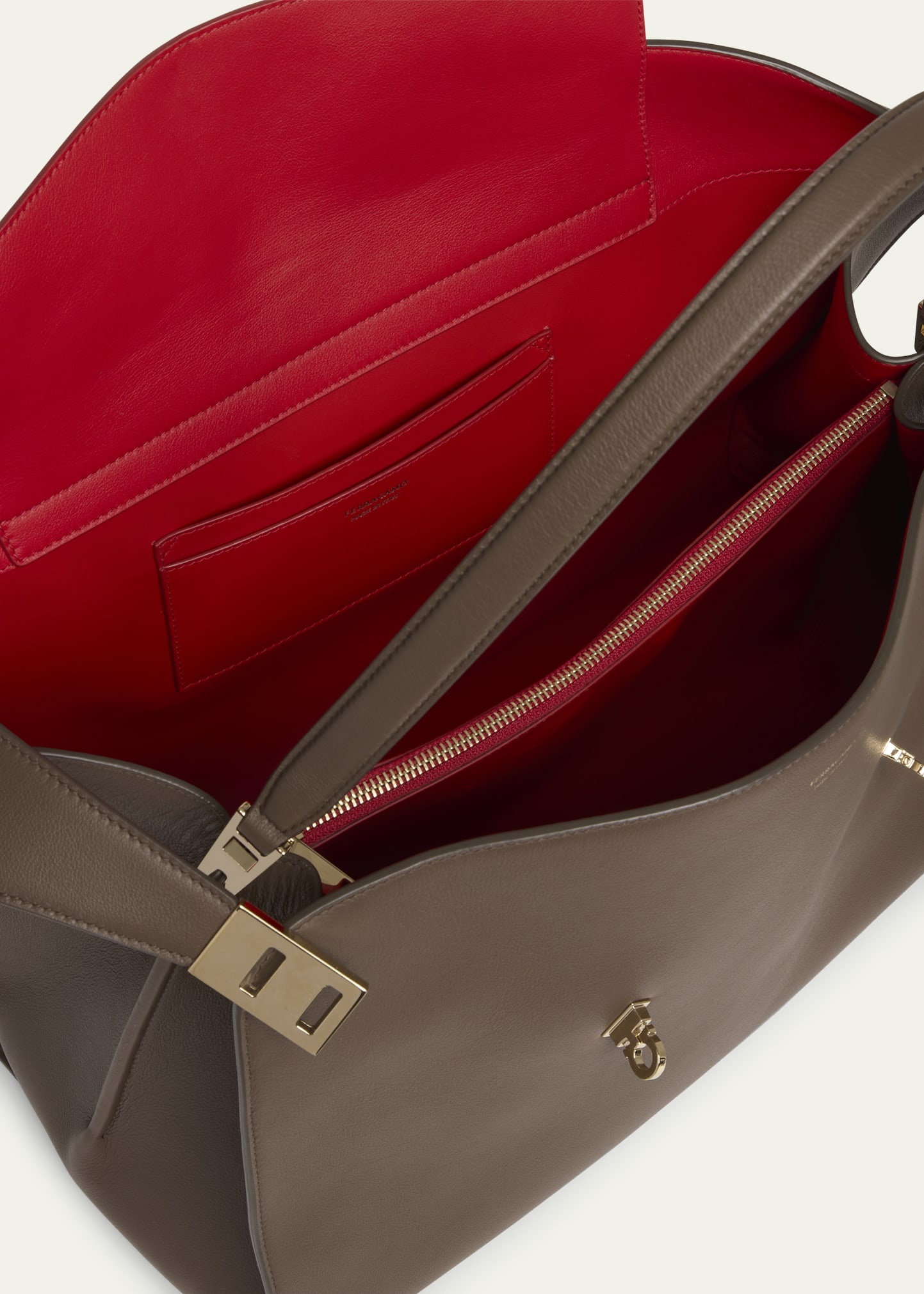 Hug Bicolor Leather shOULDER bag - 4
