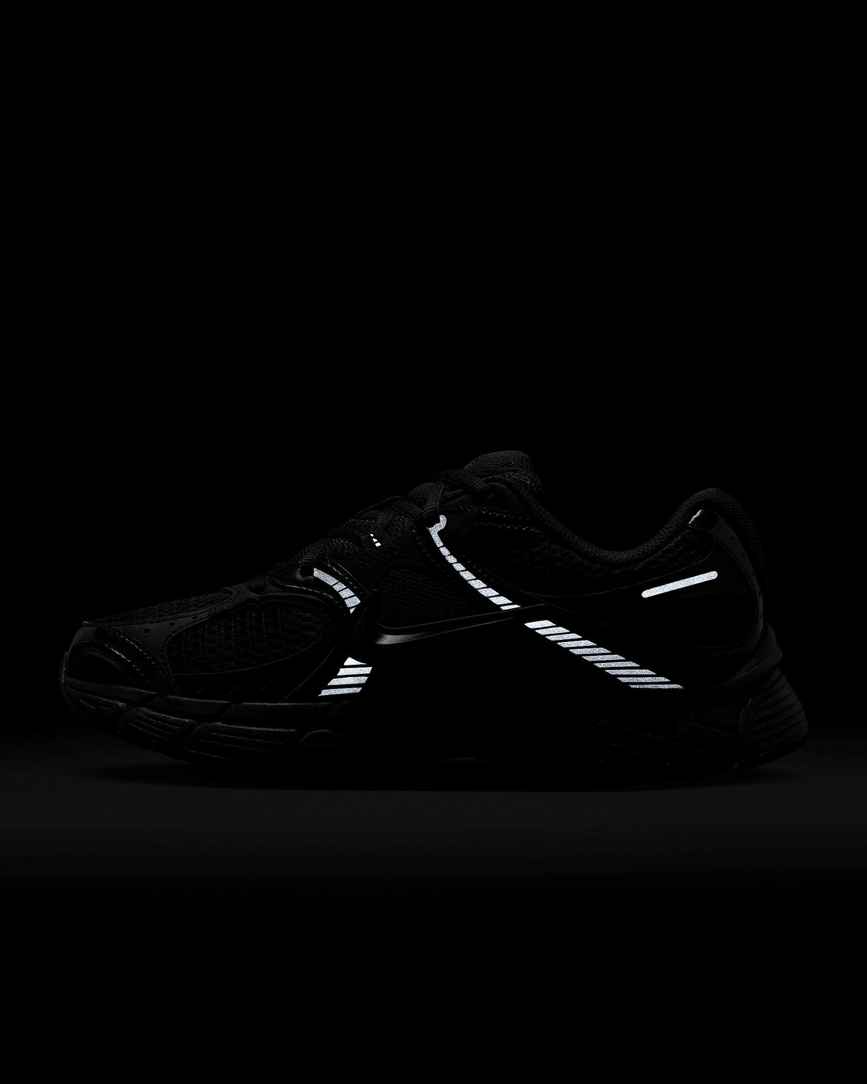Nike V5 RNR Women's Shoes - 11