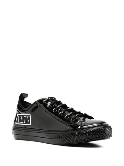 Valentino Giggies low-top sneakers outlook