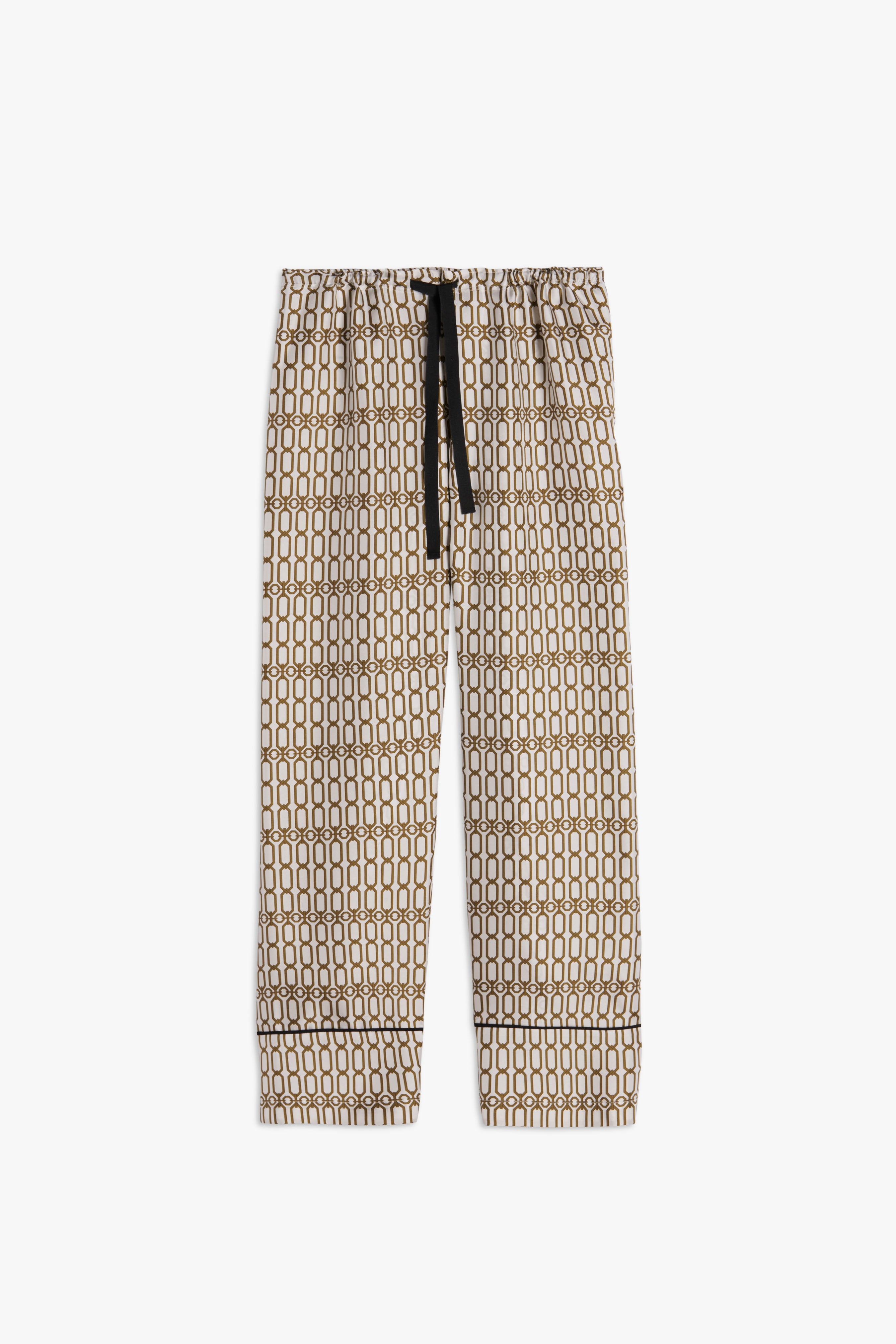 Chain Print Pyjama Set in Ivory - 9