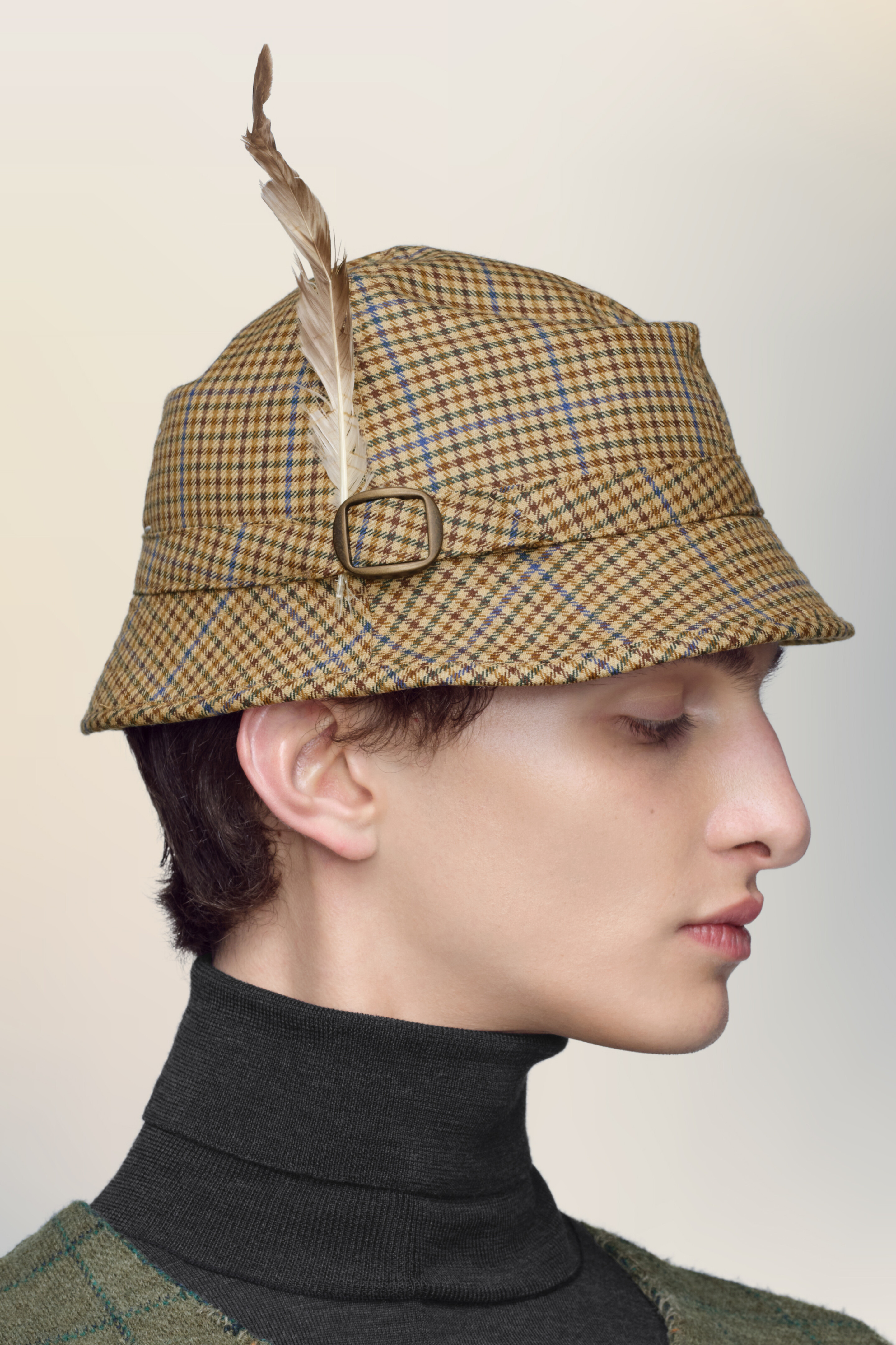 Feather trilby - 3