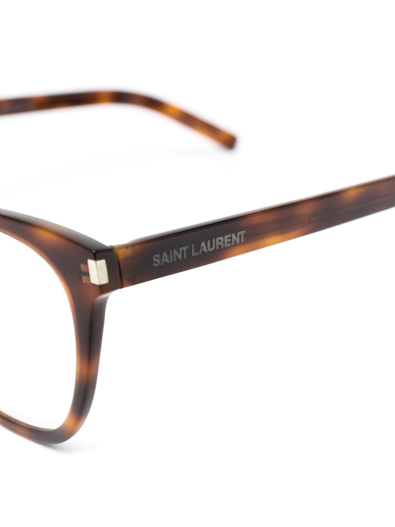 cat-eye glasses 3