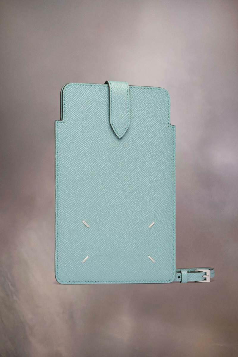 Recicla phone holder 1