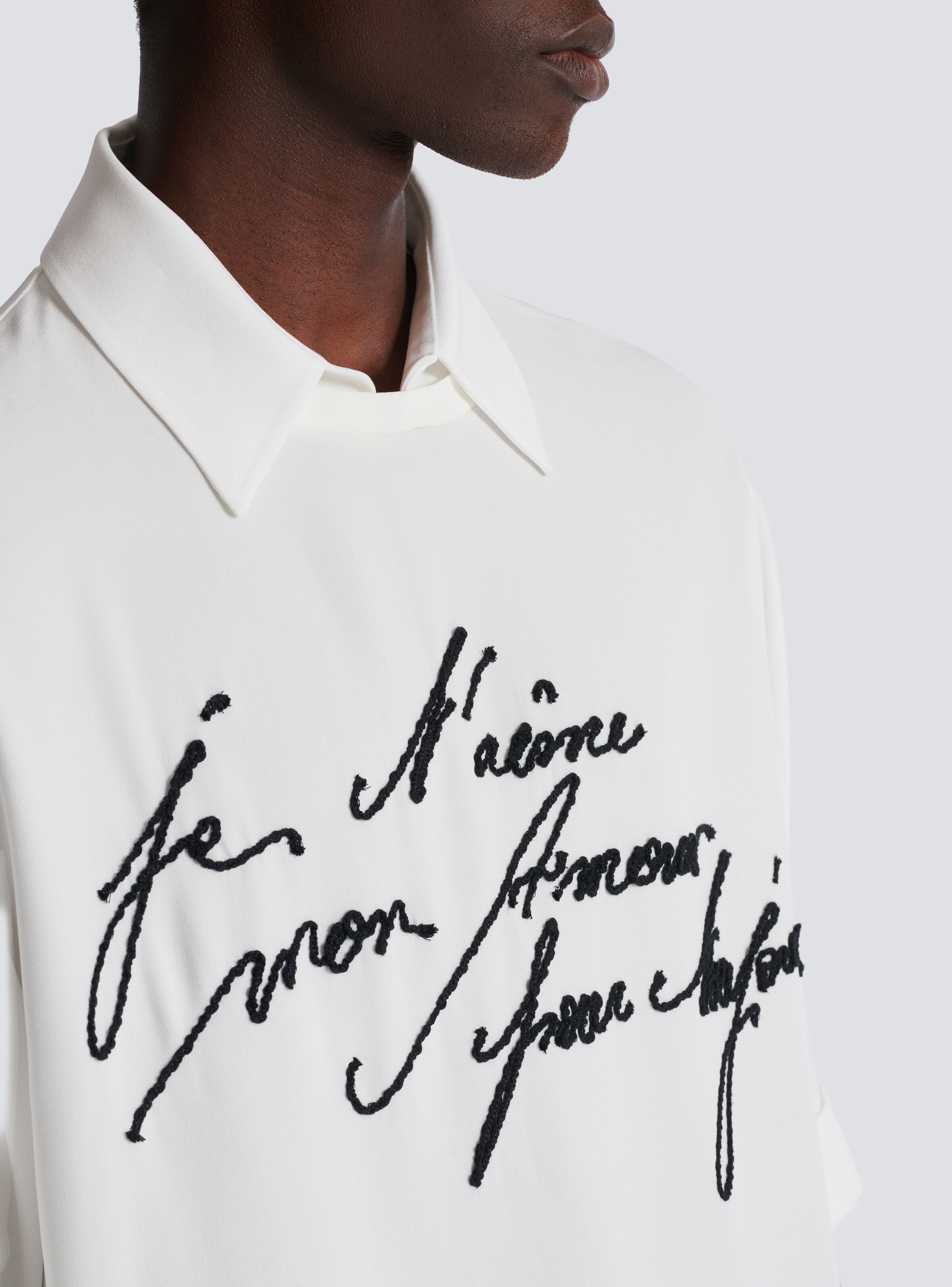 Collared T-shirt with "Love Letter" embroidery - 8