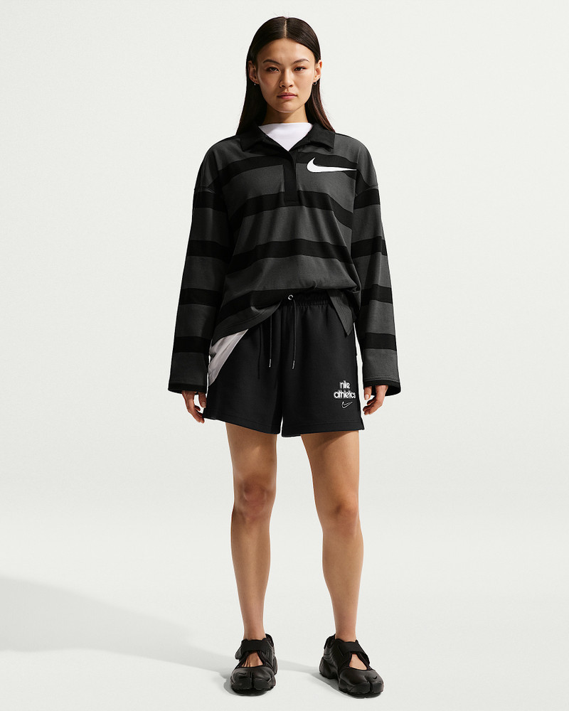 Nike Sportswear Women's Oversized Top 4