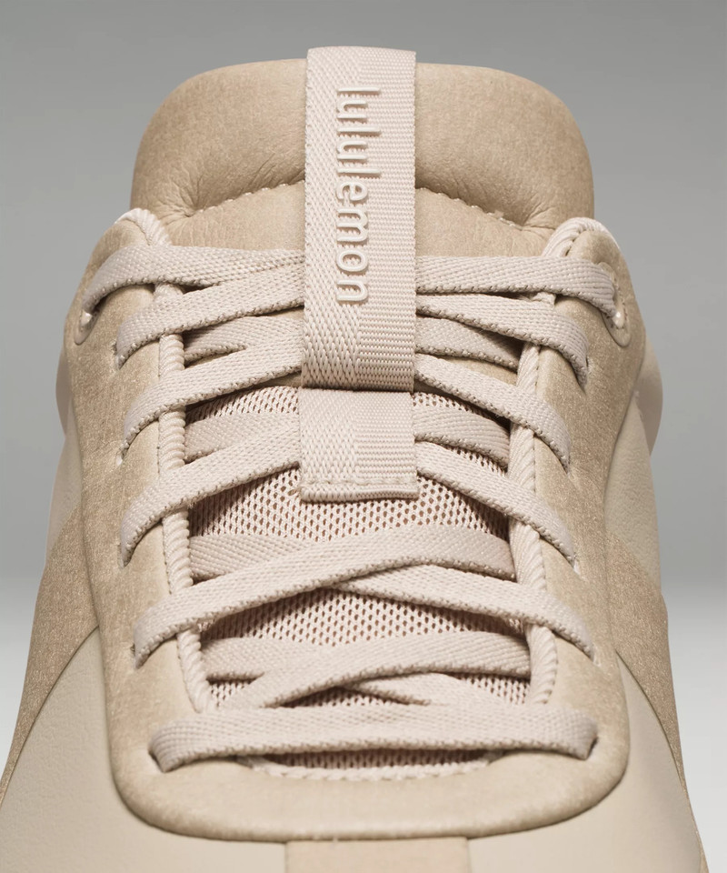 cityverse Men's Sneaker 10