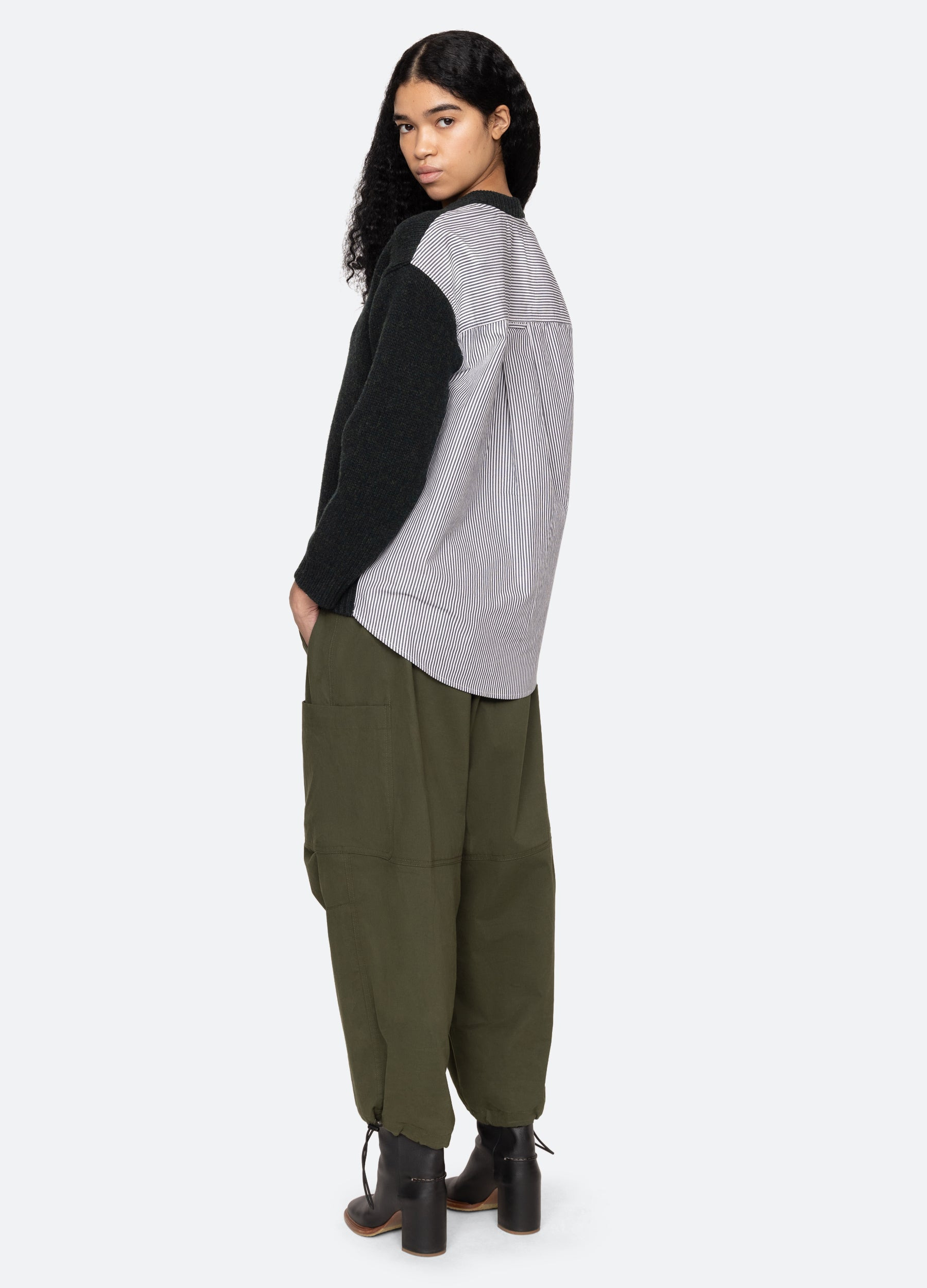 Mallory V-Neck Sweater - 8