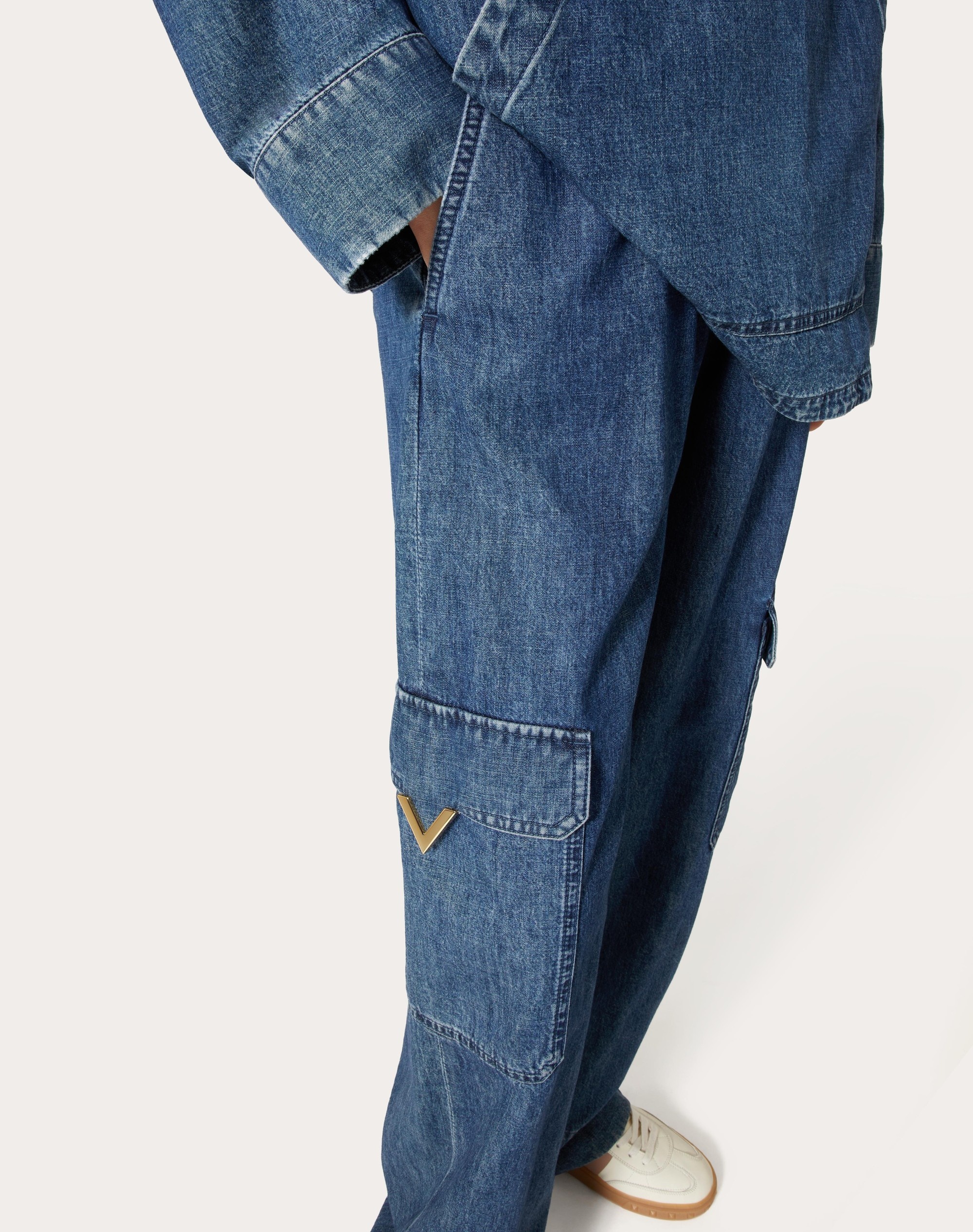 CHAMBRAY DENIM CARGO PANTS - 5
