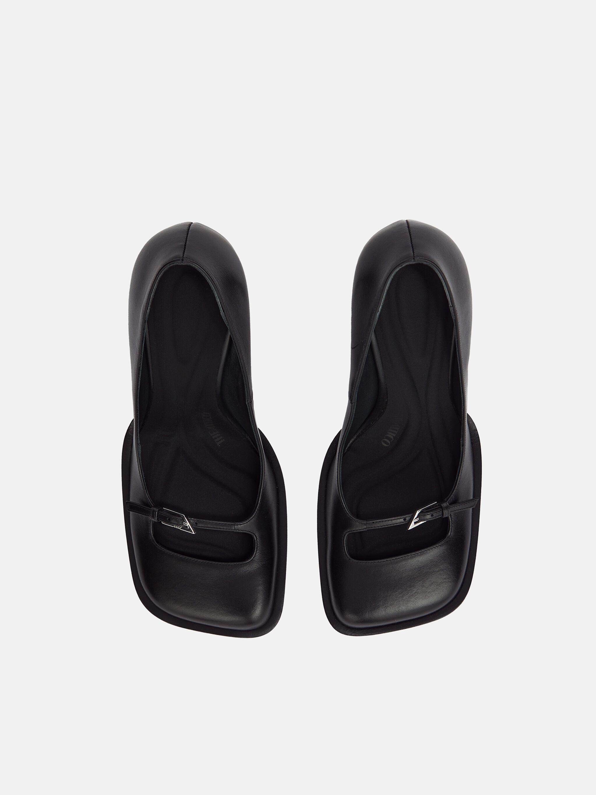 ''MIA'' BLACK PUMP - 3