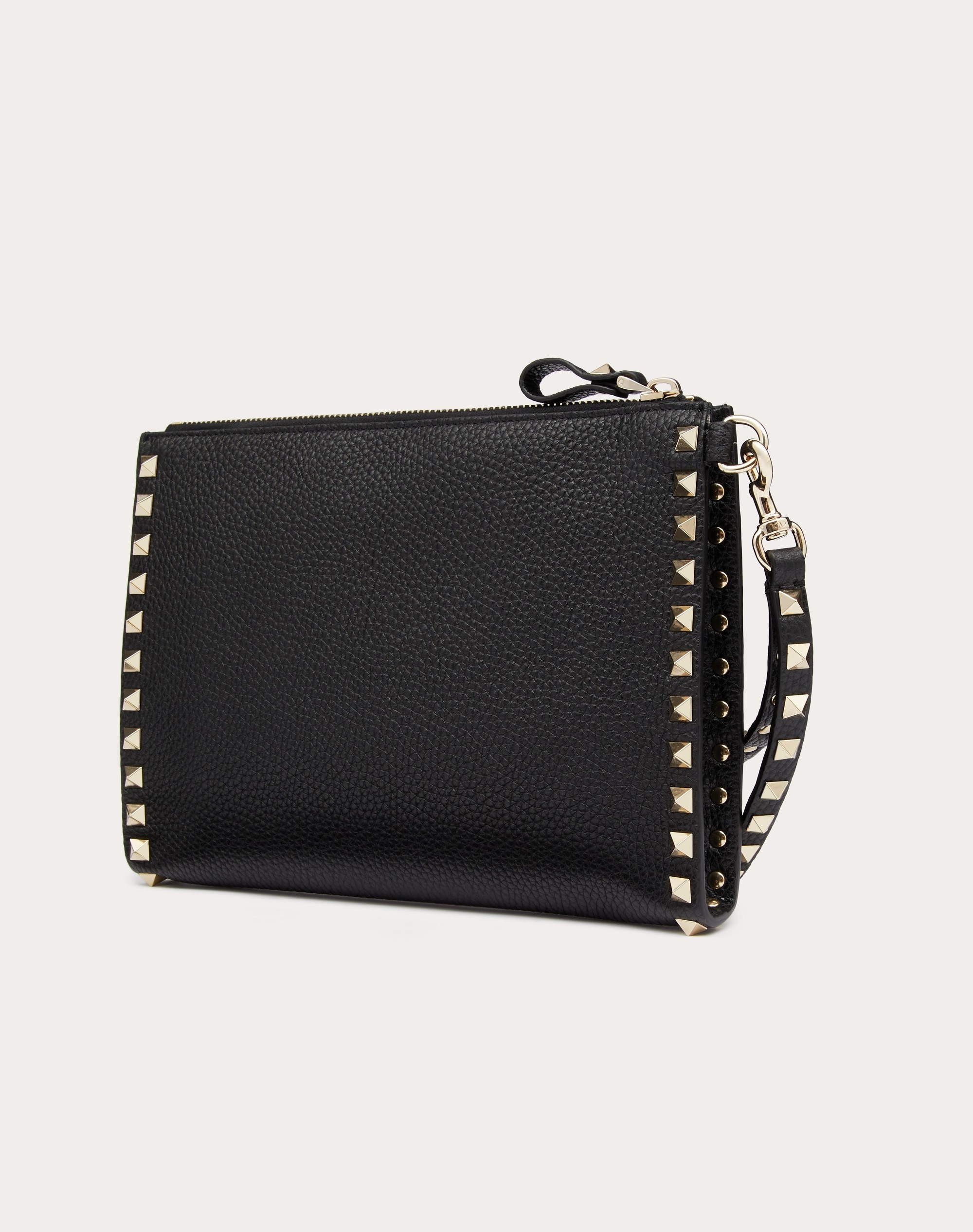 ROCKSTUD GRAINY CALFSKIN POUCH - 3