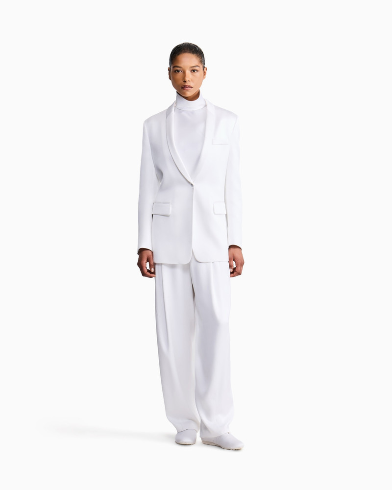 THREE-PIECE SINGLE-BREASTED OLYMPIC CEREMONY SUIT 2