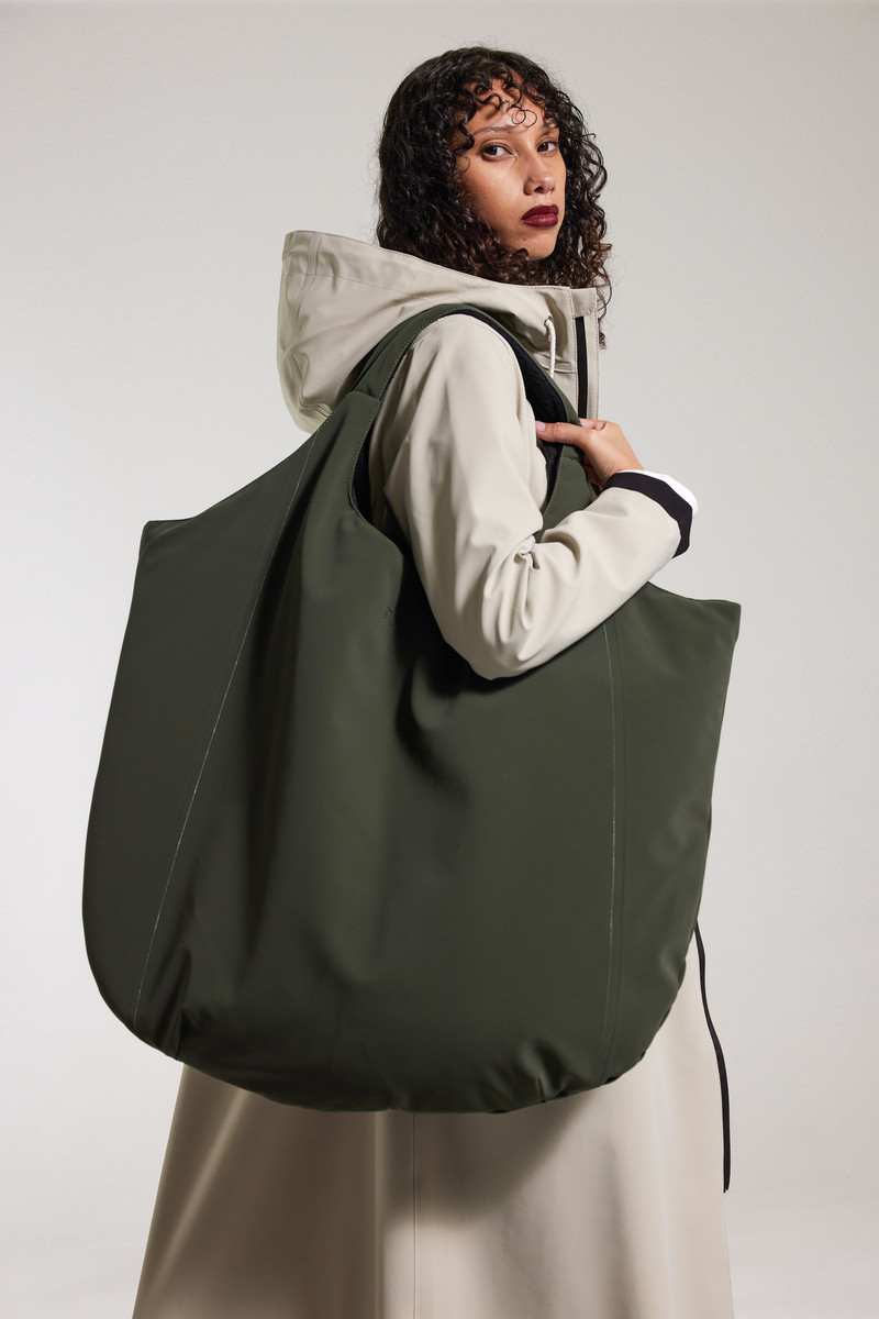 Stutterheim Svea Shopper Bag Green outlook