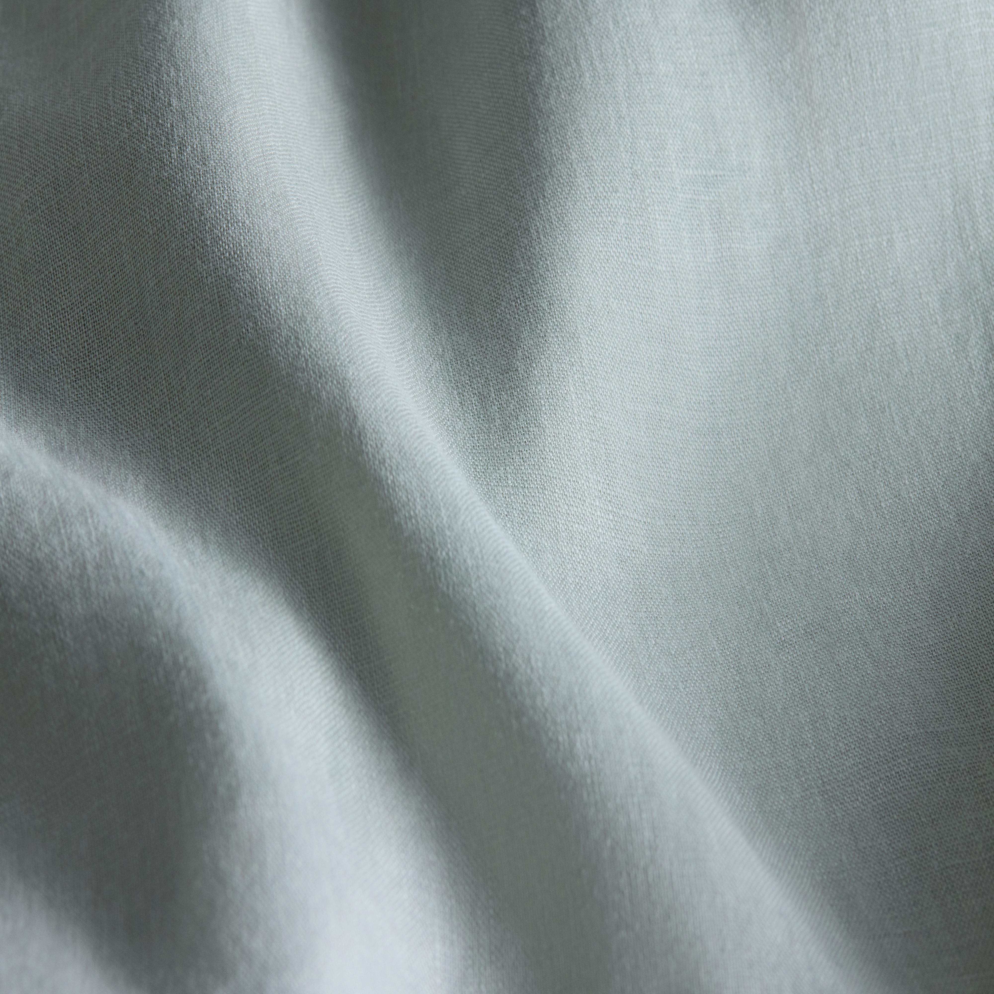 Irving Short-Sleeve Shirt in Relaxed Linen - 8