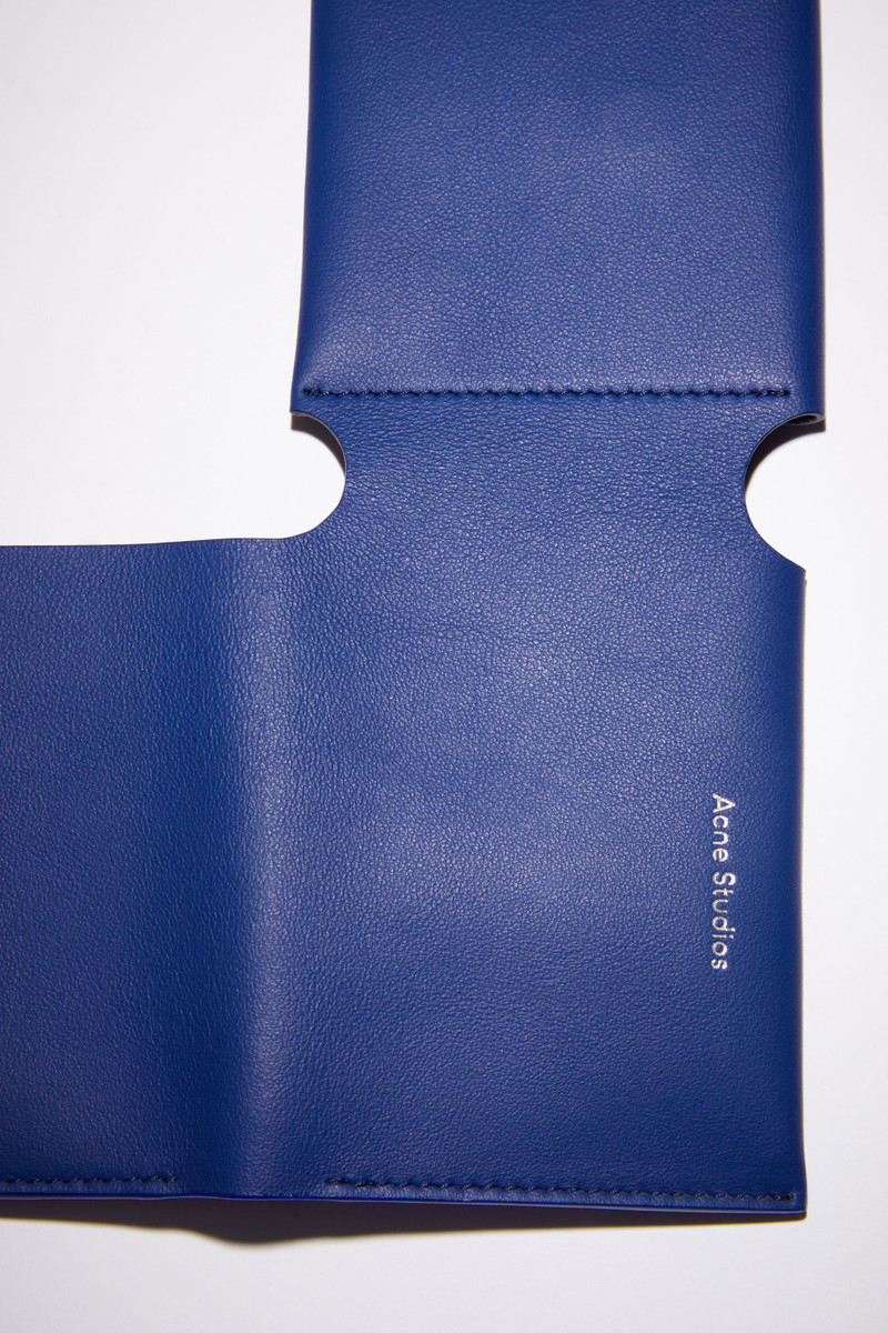 FOLDED CARD HOLDER - Blue 5
