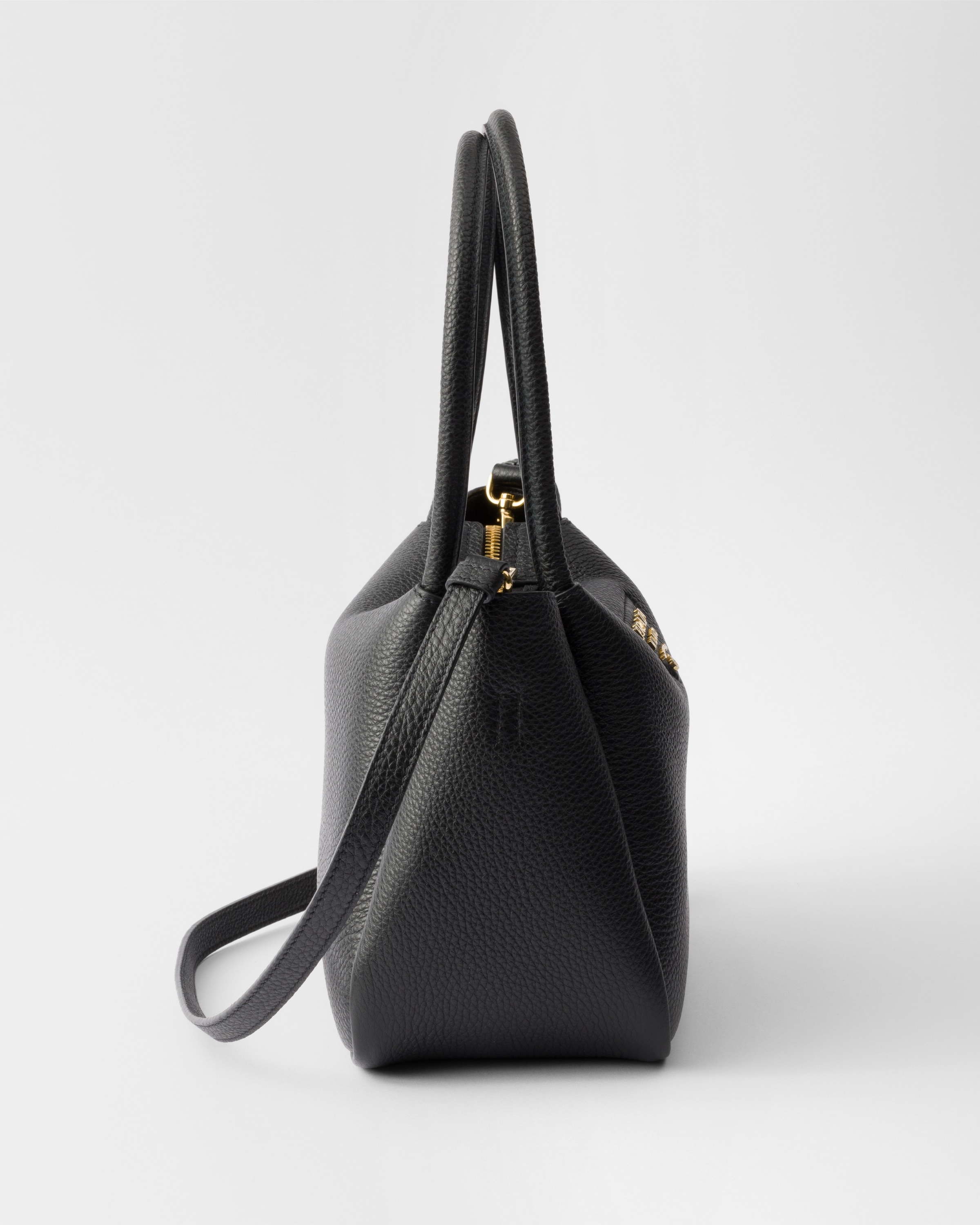 Small leather bag - 5